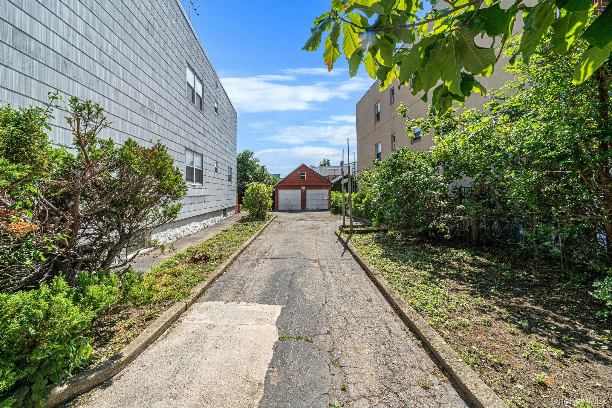52-67 72nd Street thumbnail 16