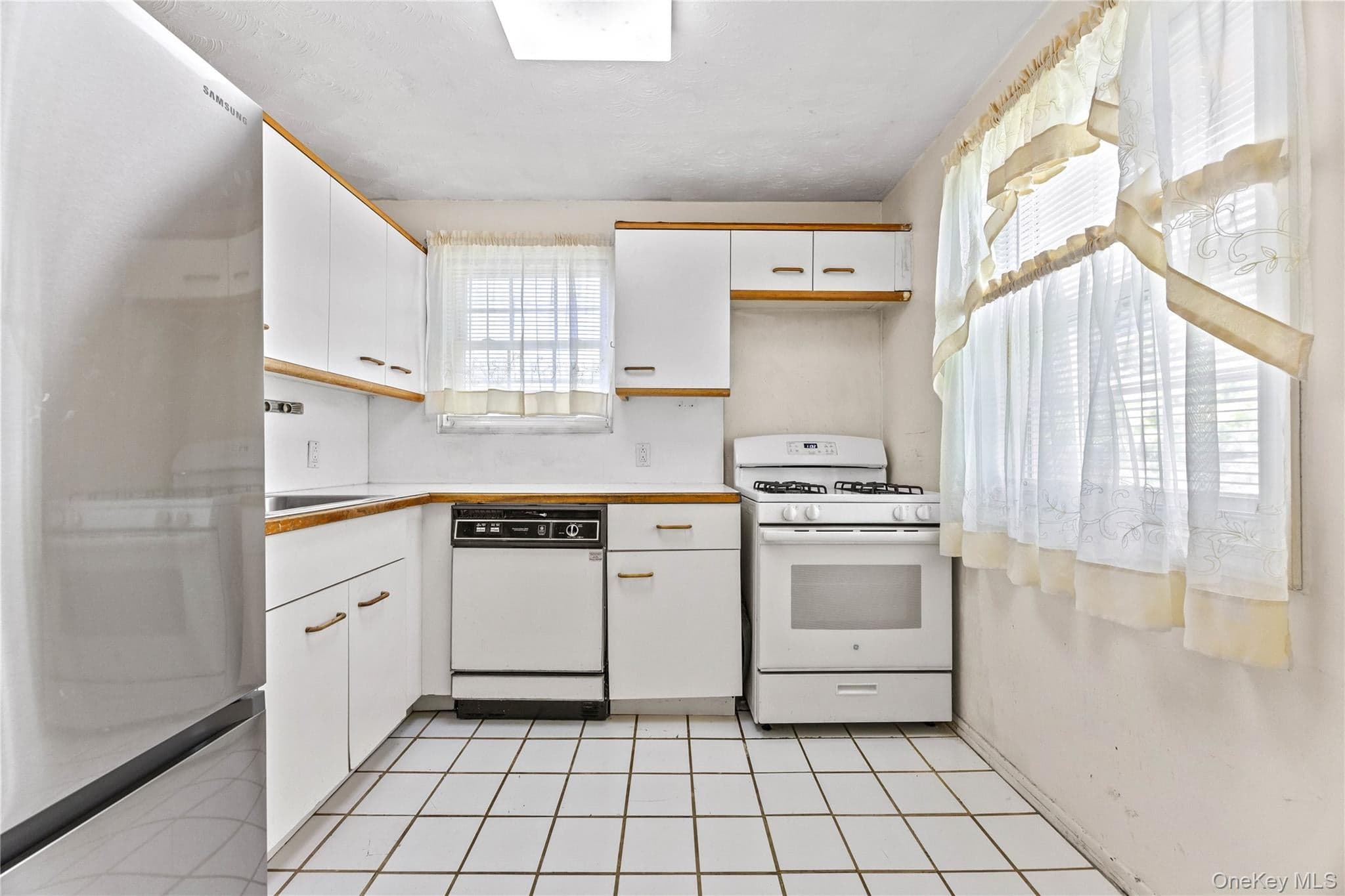 223-52 65th Avenue Unit: 52B thumbnail 7