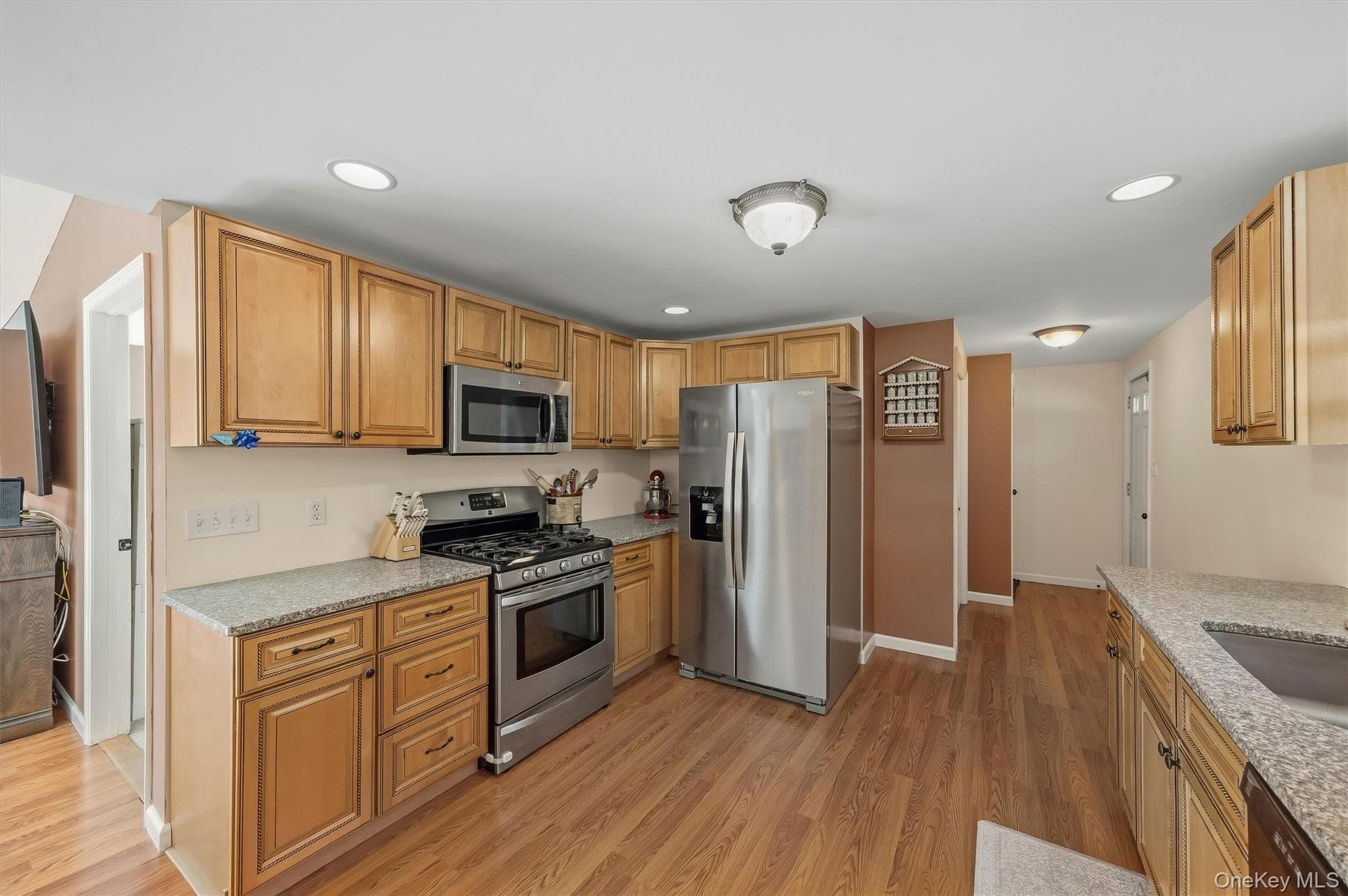 97 Heselton Drive thumbnail 18