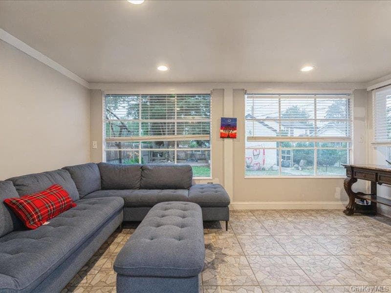 167 Lakeview Avenue thumbnail 7