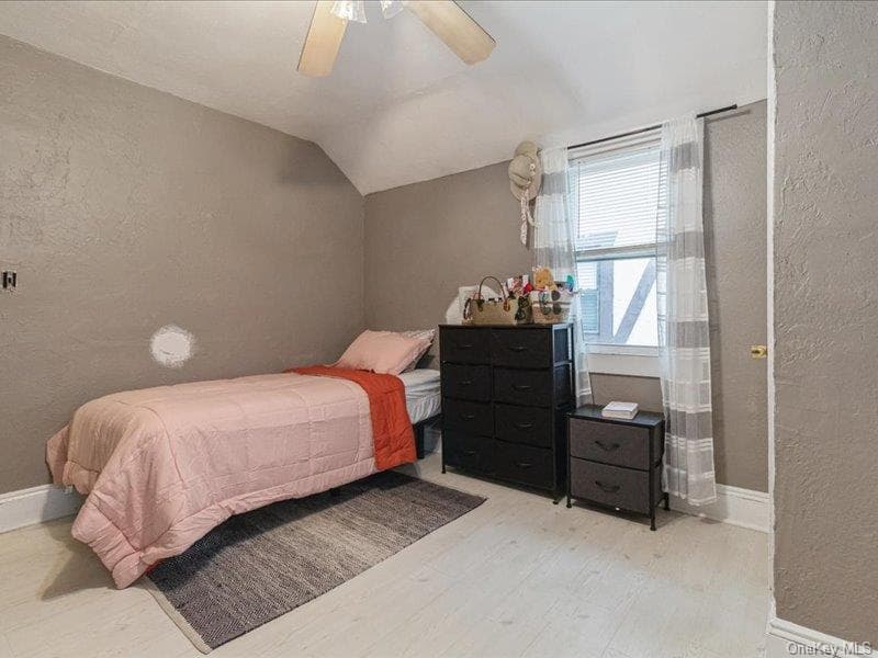 167 Lakeview Avenue thumbnail 16