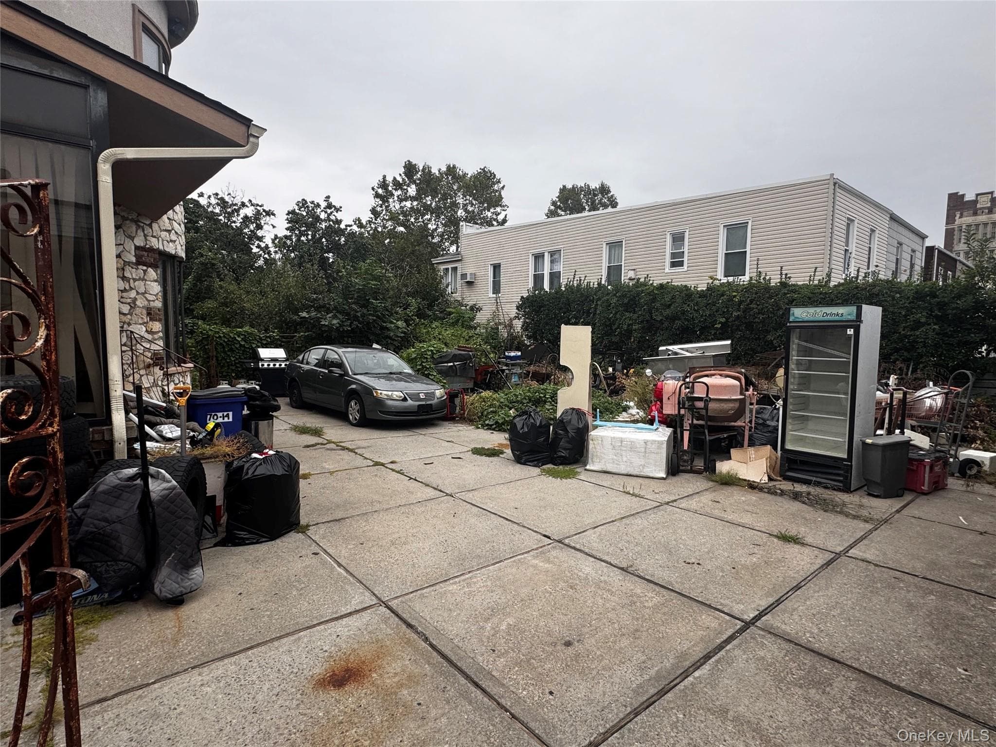 70-14 69 Street St thumbnail 9