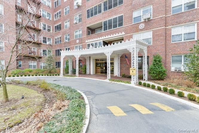 67-38 108th Street Unit: B52, Forest Hills