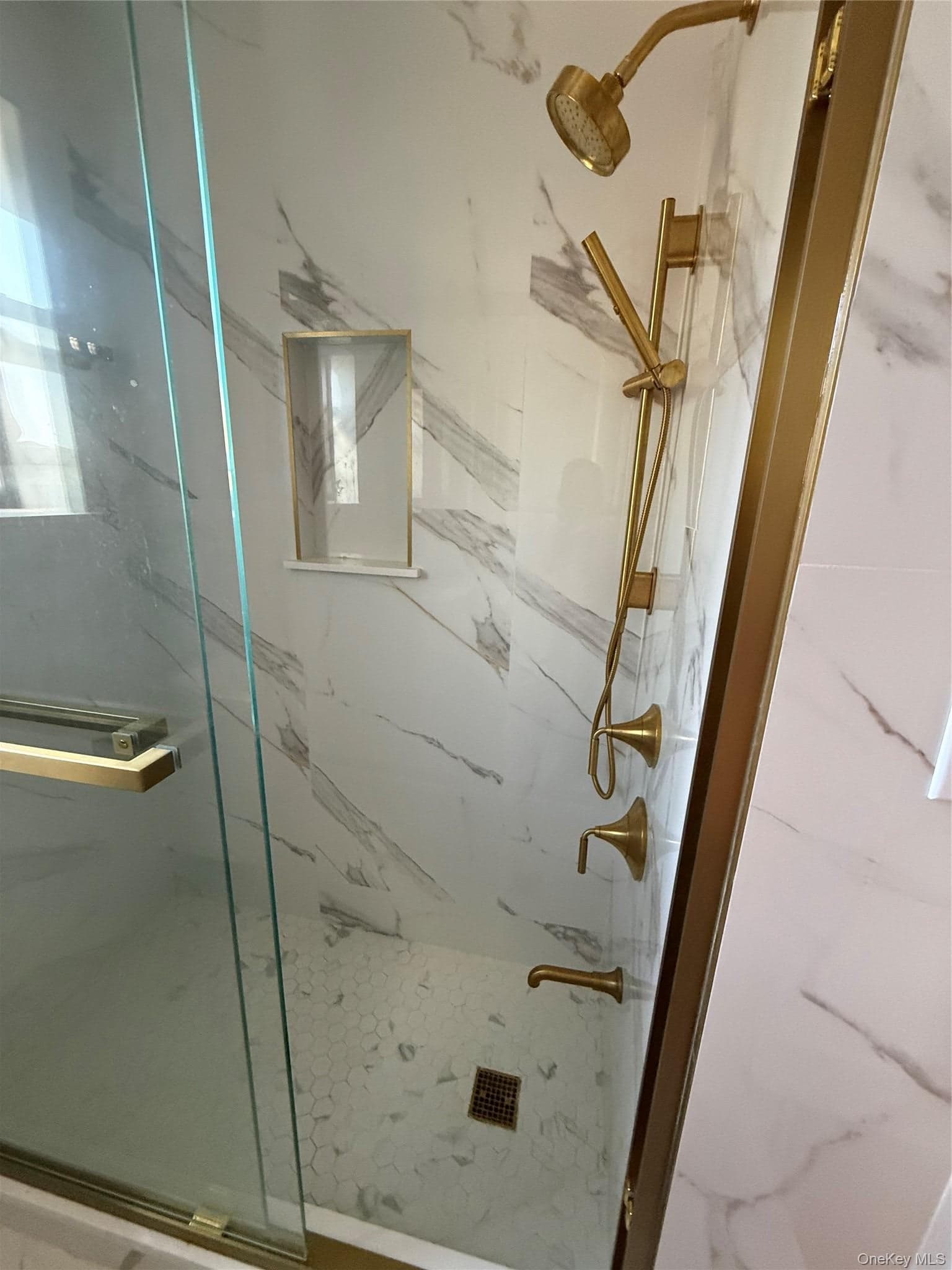 139-10 28th Road Unit: 6C thumbnail 9