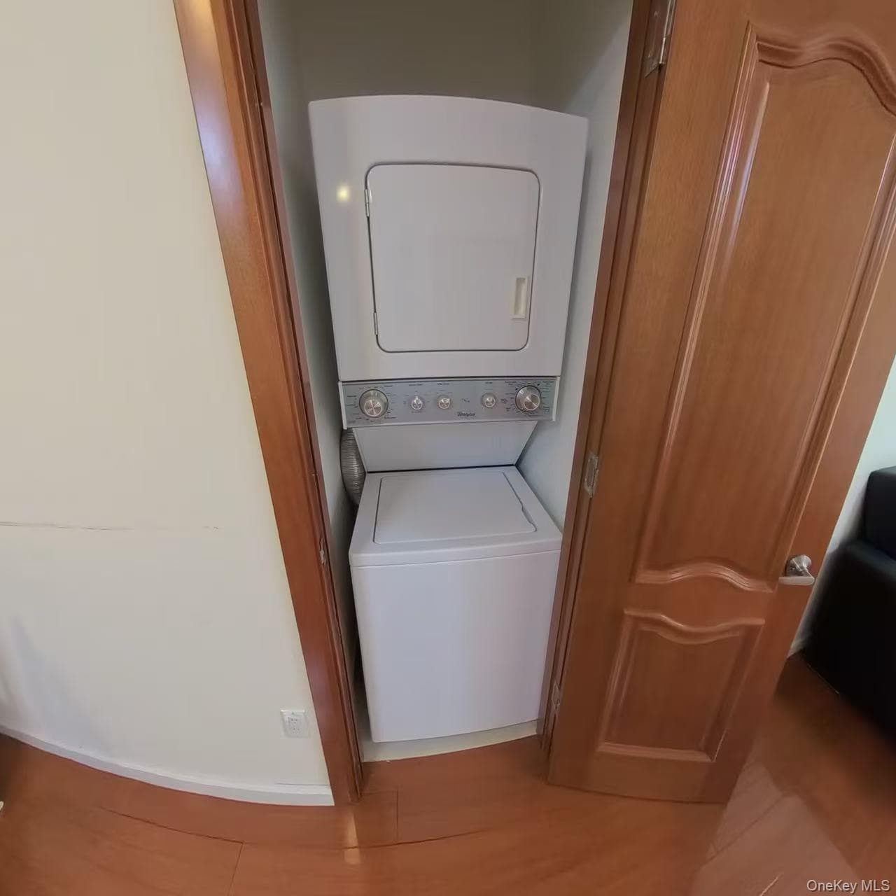 144-69 Barclay Avenue Unit: 3C thumbnail 9