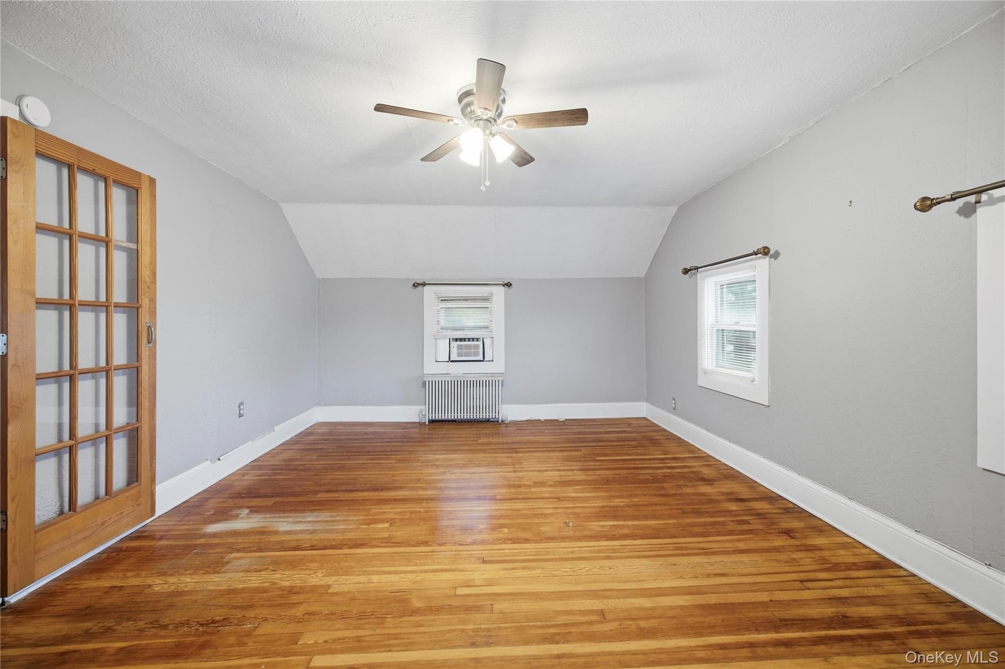 619 S 6th Street thumbnail 17