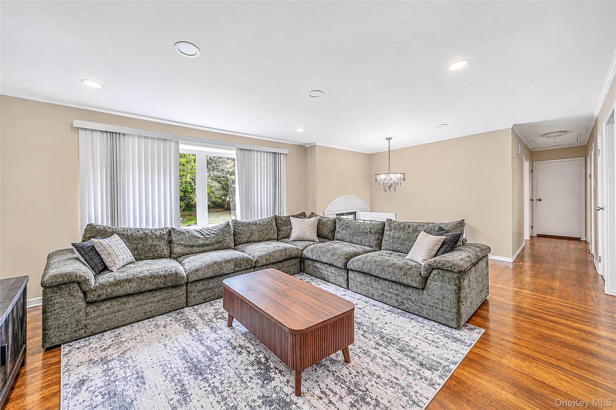 127 Iceland Drive thumbnail 7