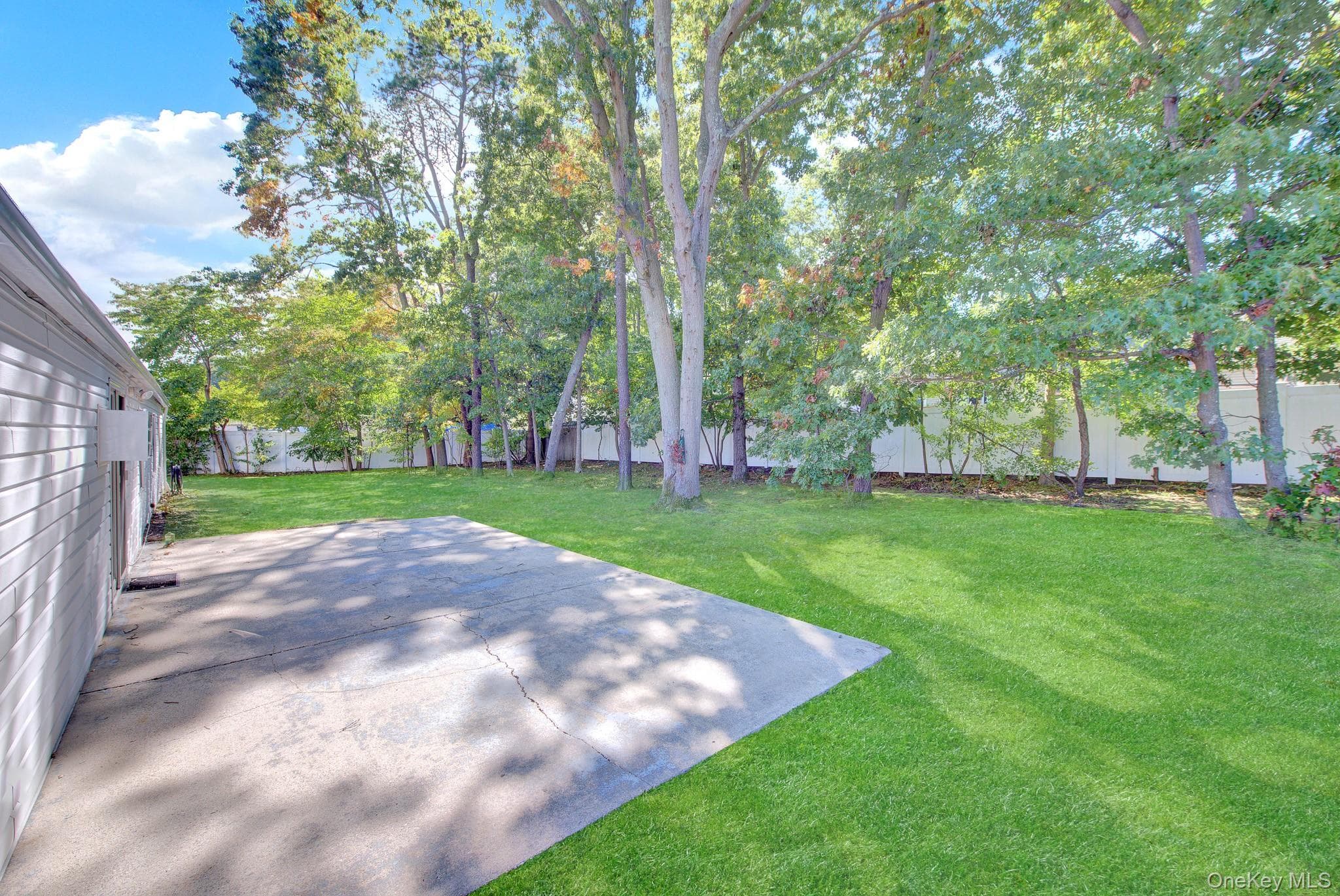 14 Campus Lane thumbnail 22