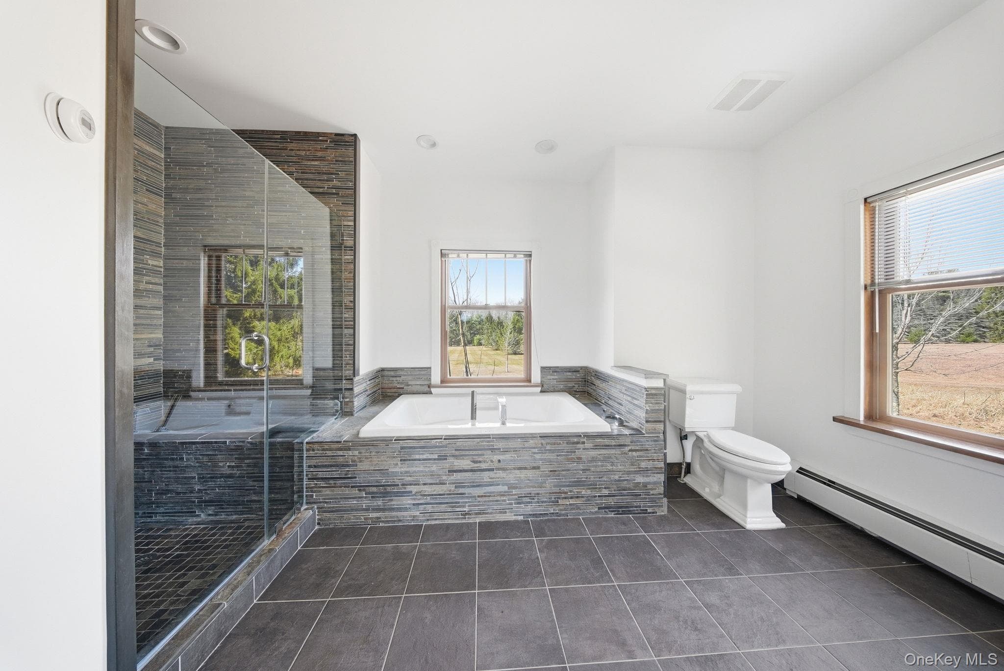 58 Deer Meadow Road thumbnail 18