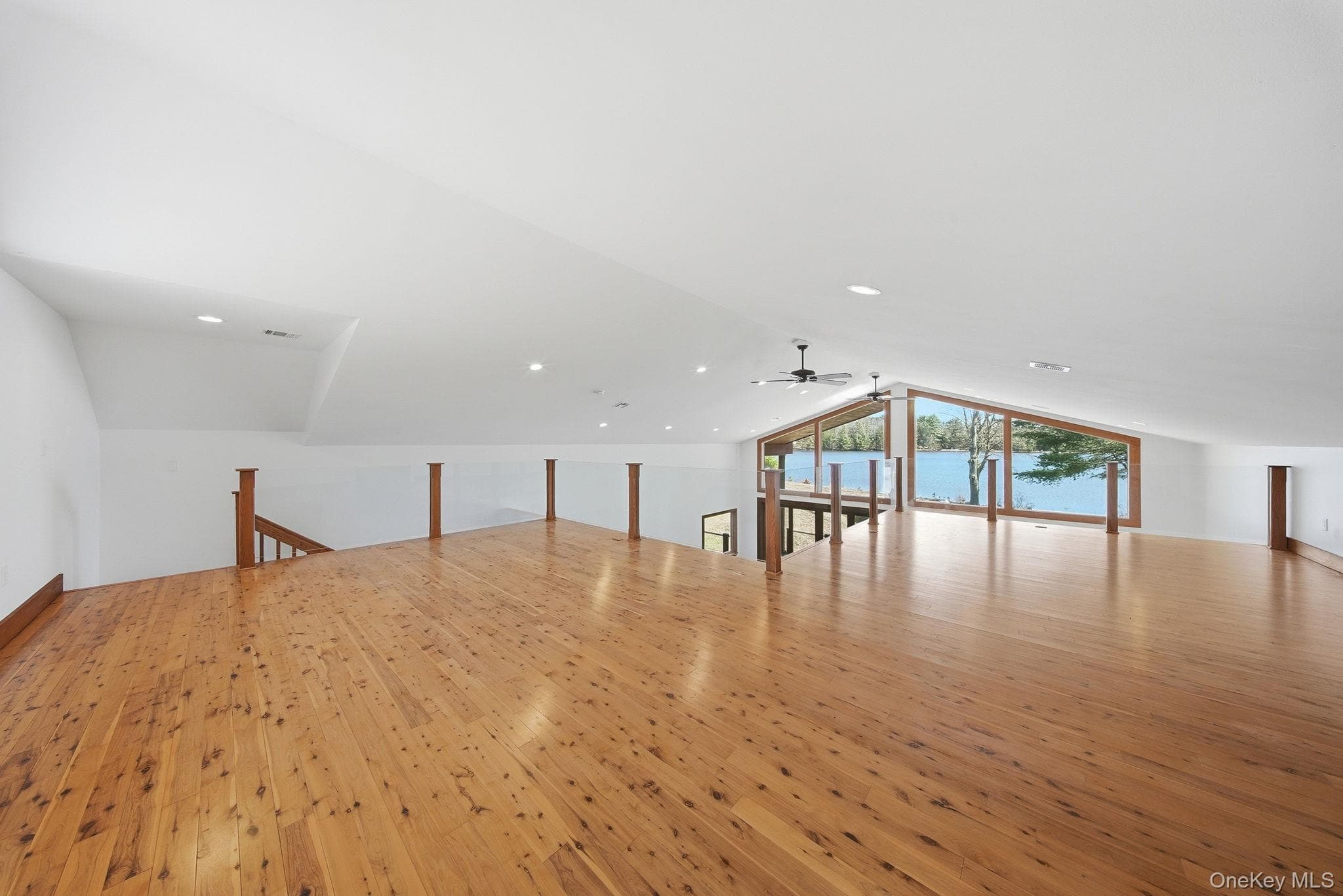 58 Deer Meadow Road thumbnail 15