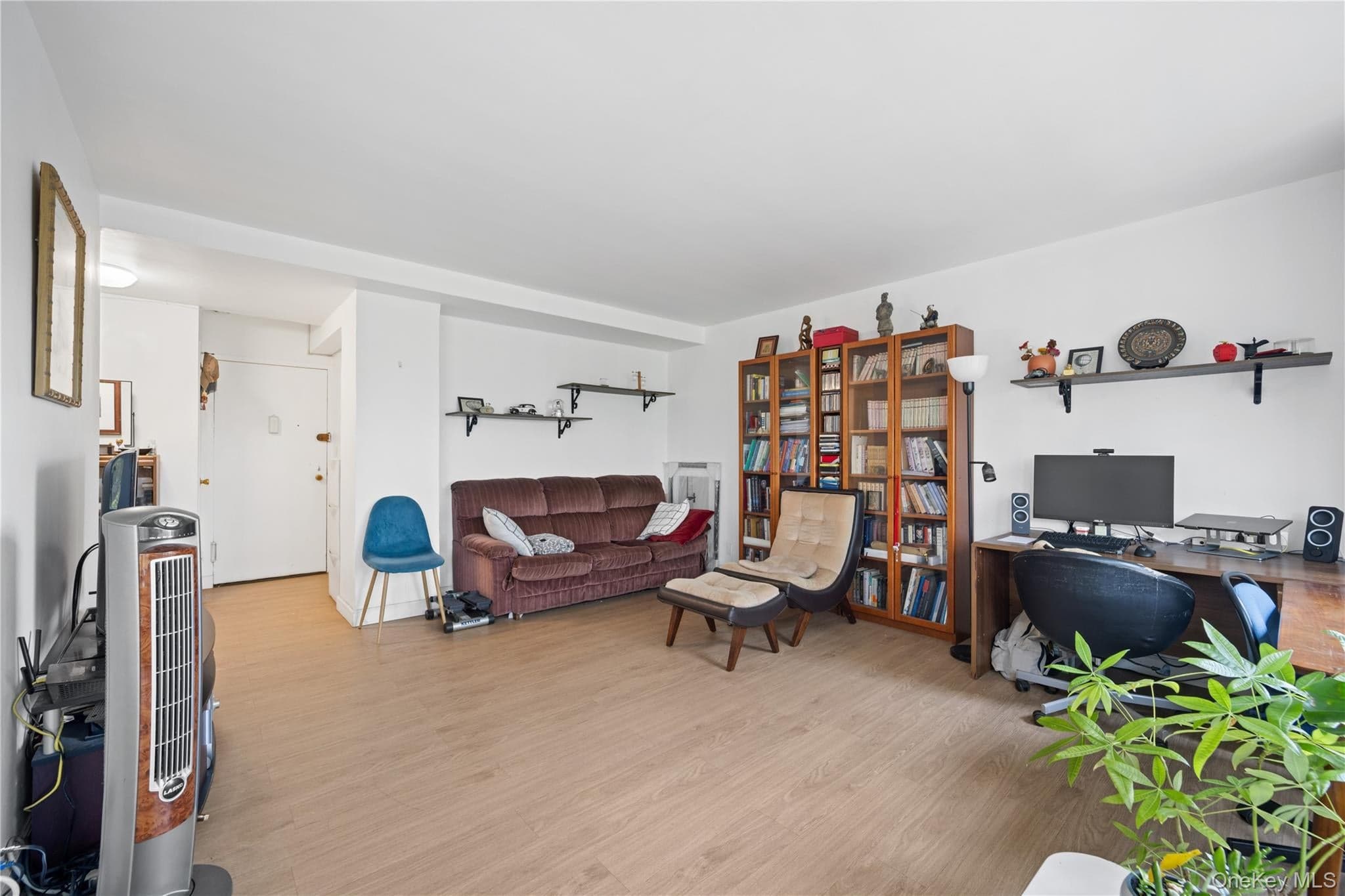 33-64 21st Street Unit: 6C thumbnail 2