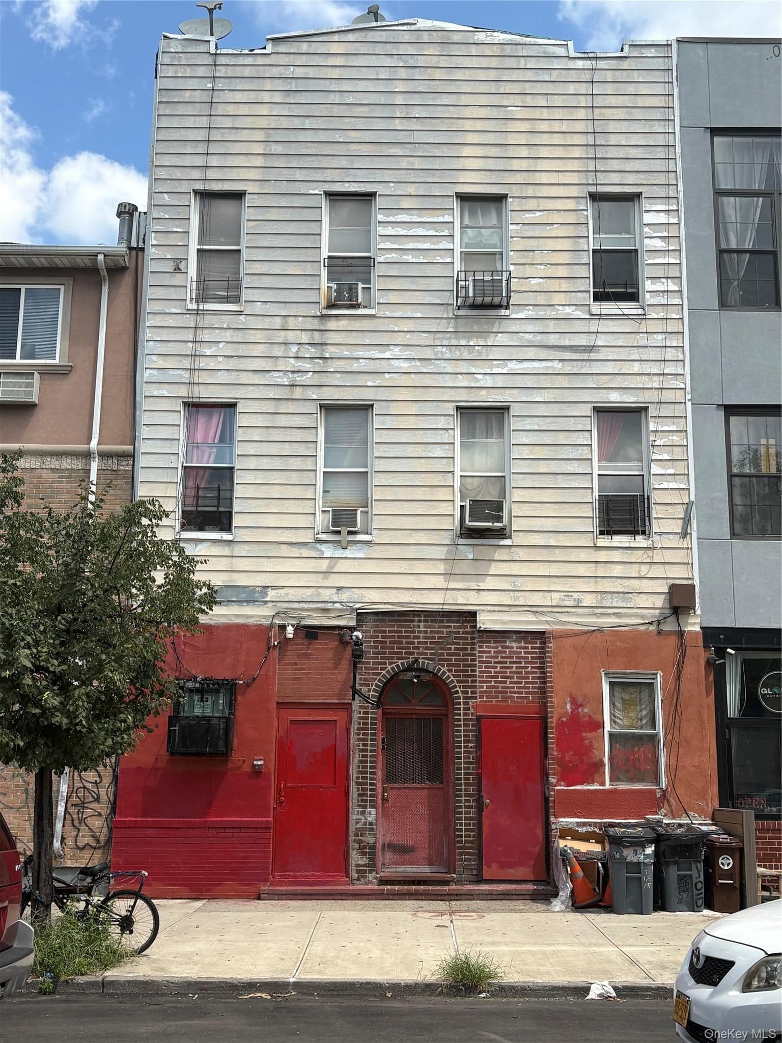 95 Wilson Avenue thumbnail 9