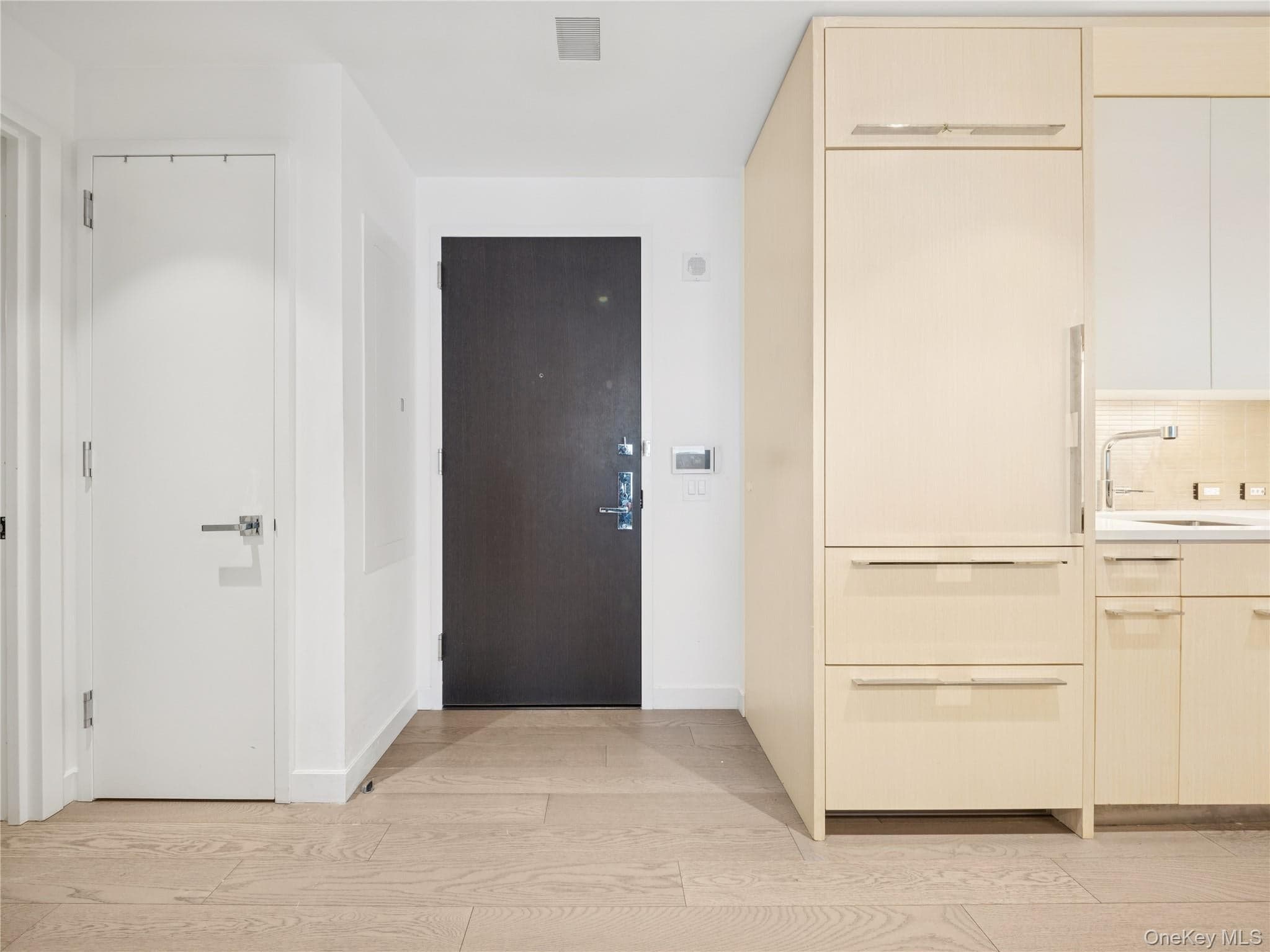 252 South Street Unit: 68K photo 1