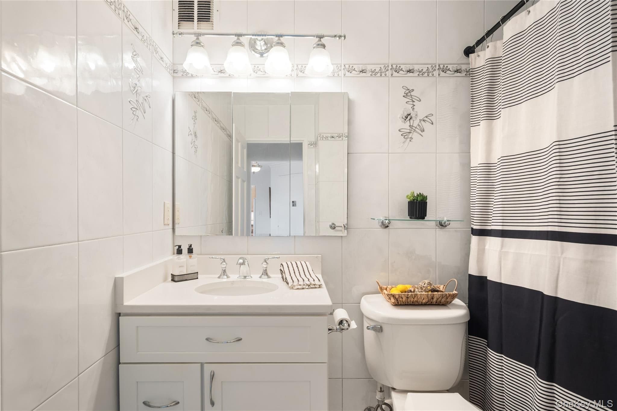 500 High Point Drive Unit: 707 thumbnail 27