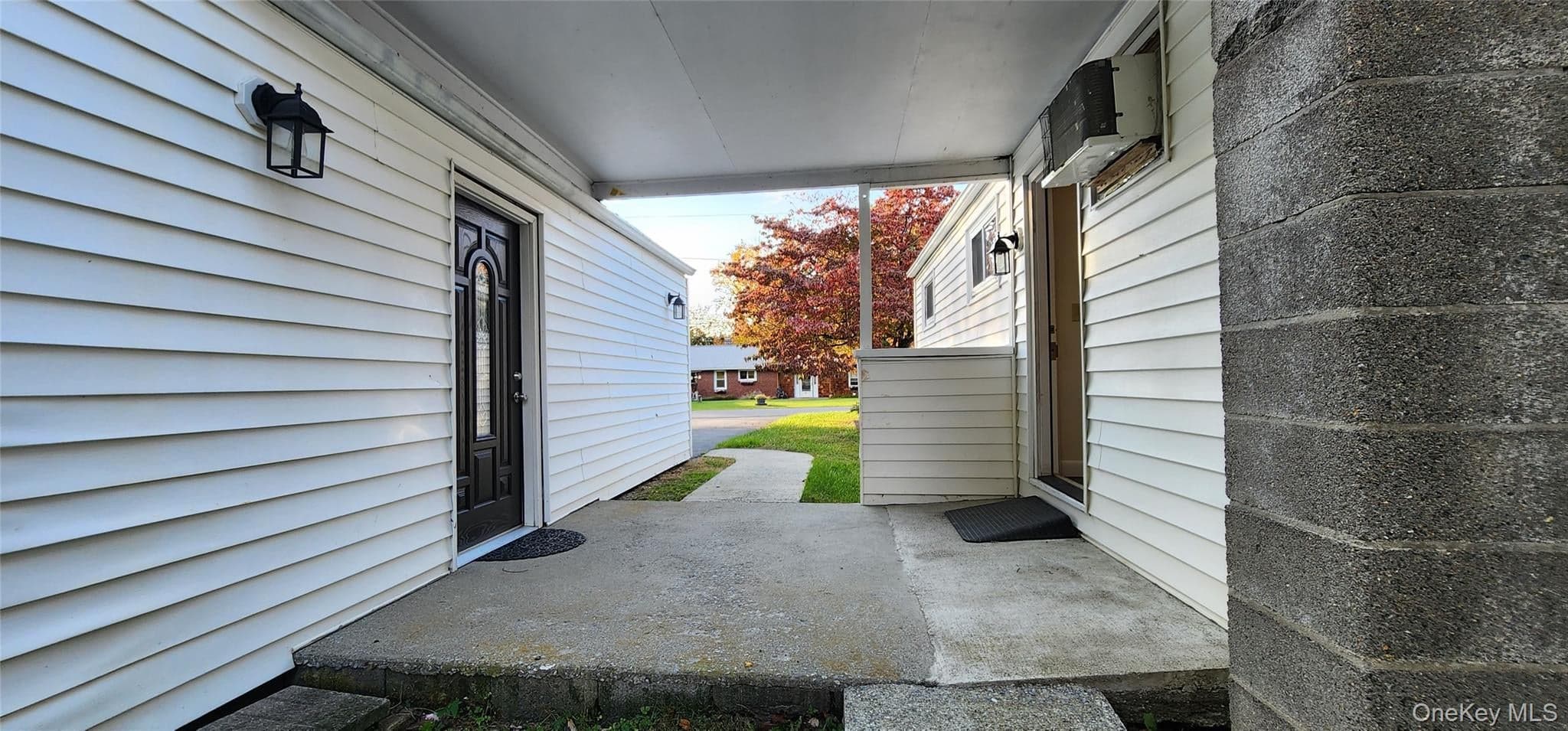 48 Gleason Boulevard thumbnail 4