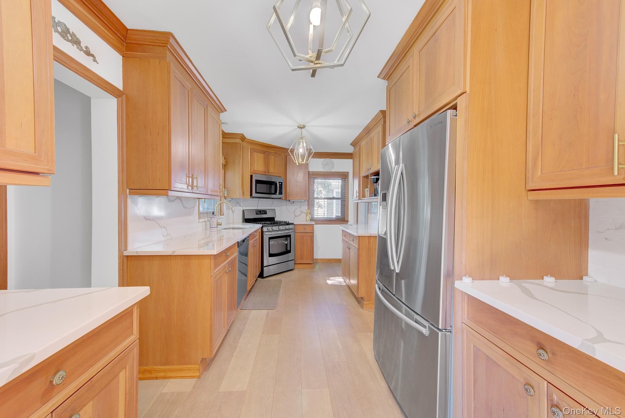 258 Rider Avenue thumbnail 12