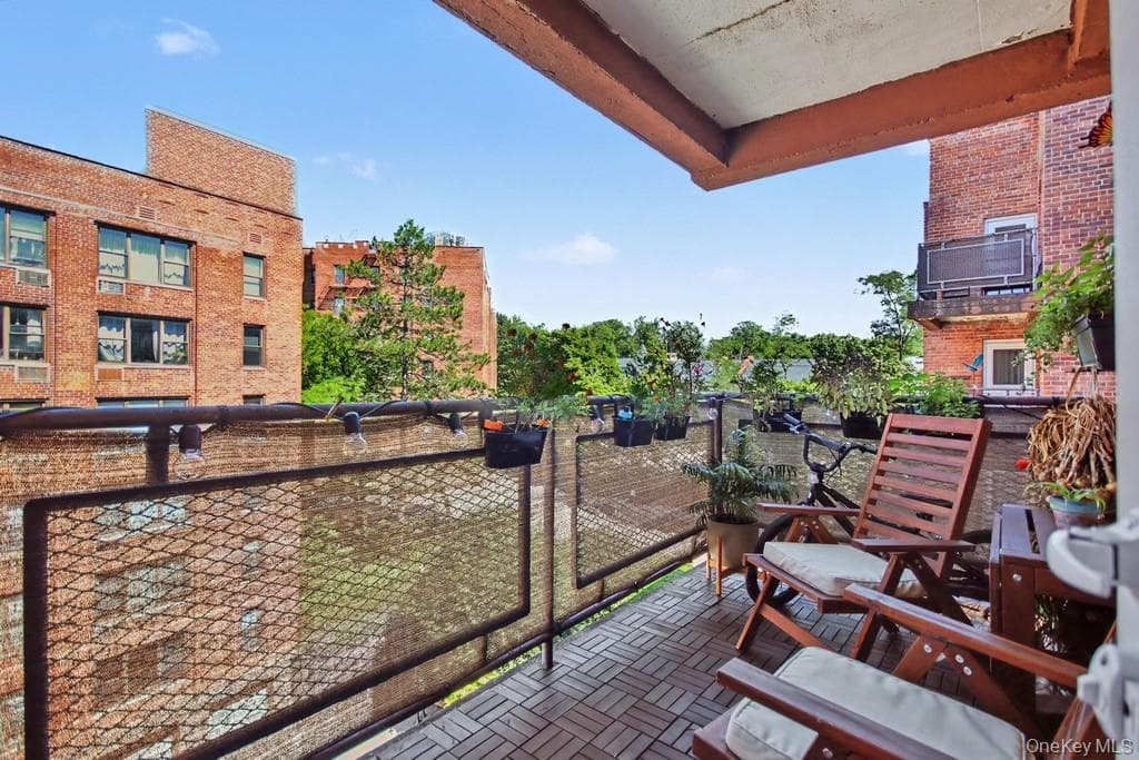 119 S Highland Avenue Unit: 5E thumbnail 3