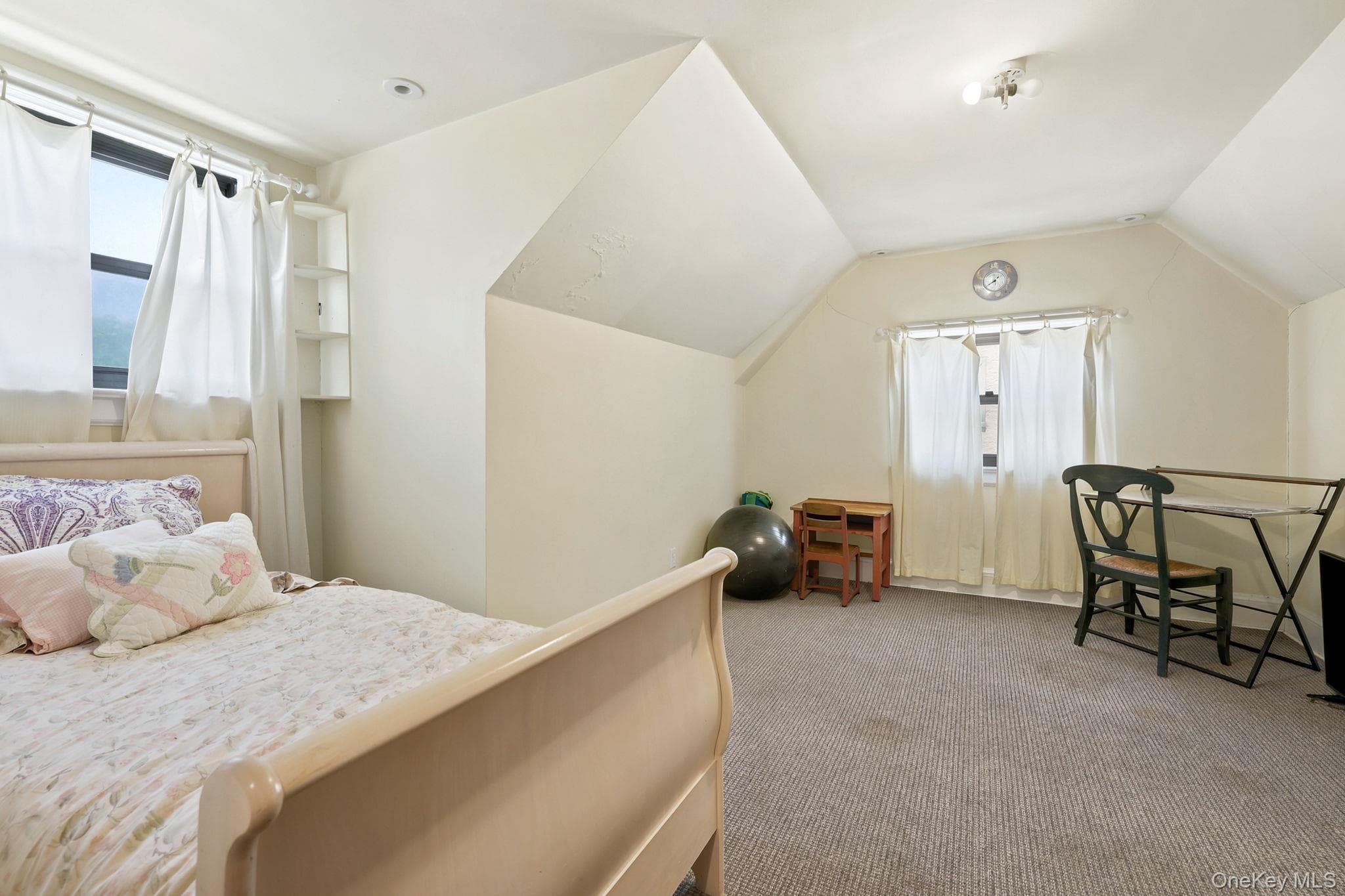 873 James Street thumbnail 19