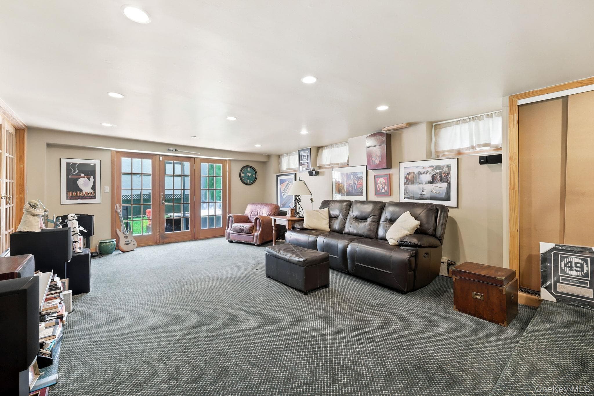 873 James Street thumbnail 10