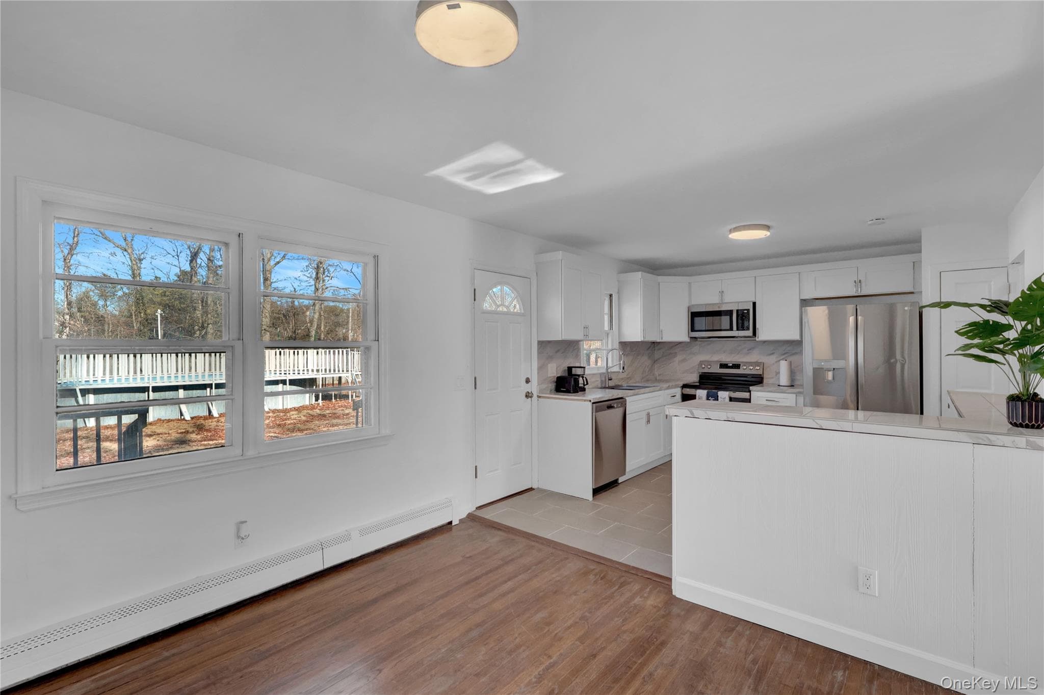 57 Middle Island Avenue thumbnail 6