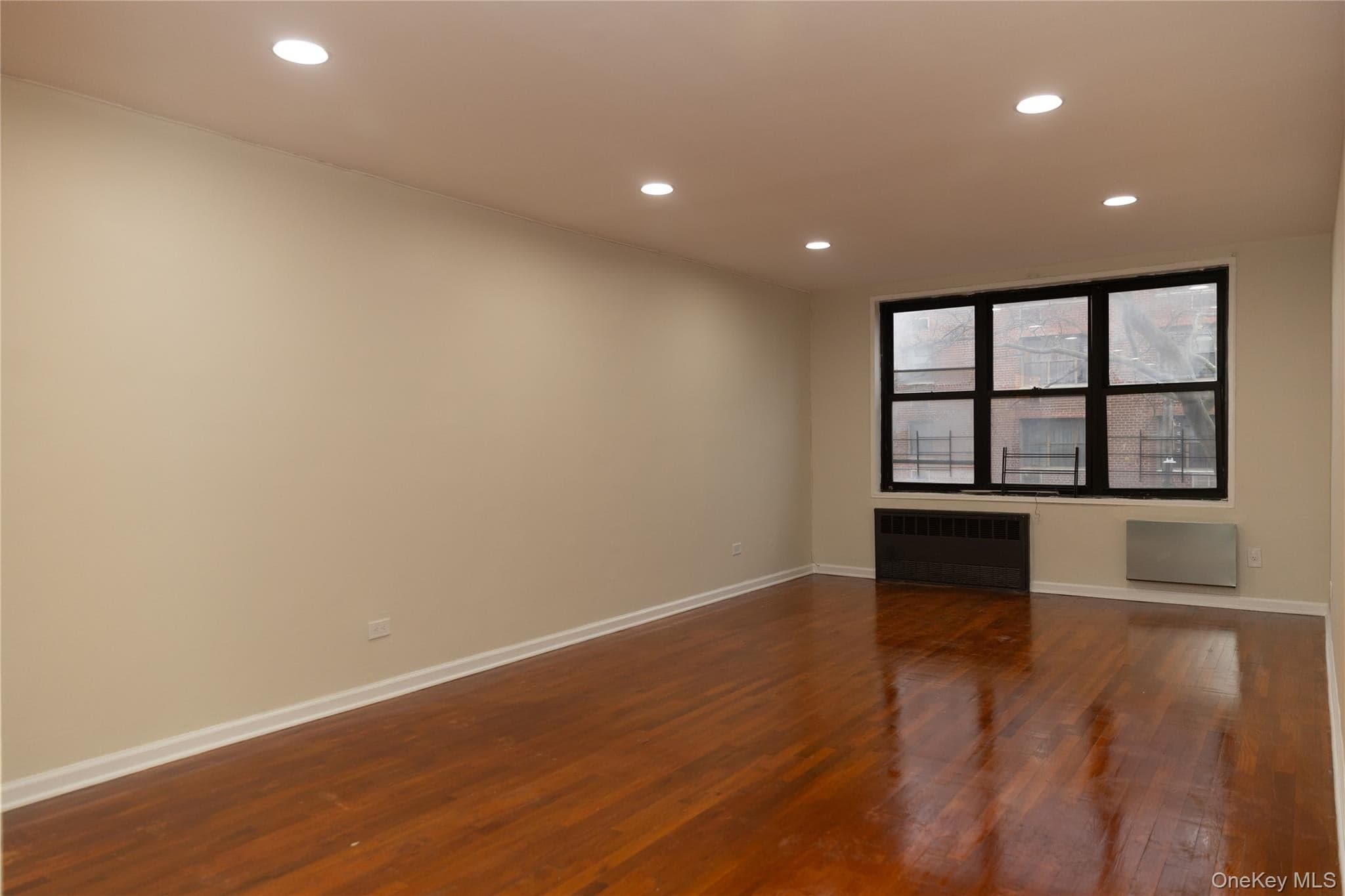 1275 E 51st Street Unit: 3Y thumbnail 2