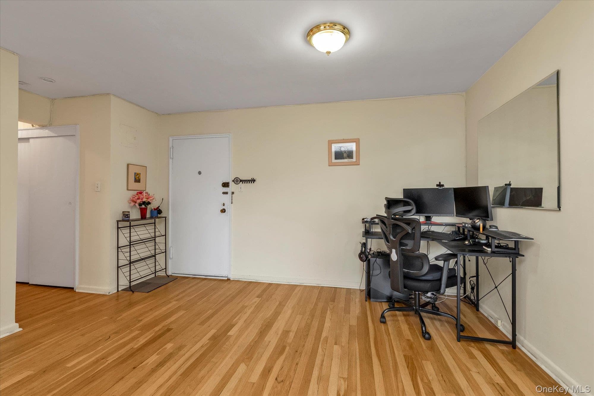 18-50 211th Street Unit: 6B thumbnail 4