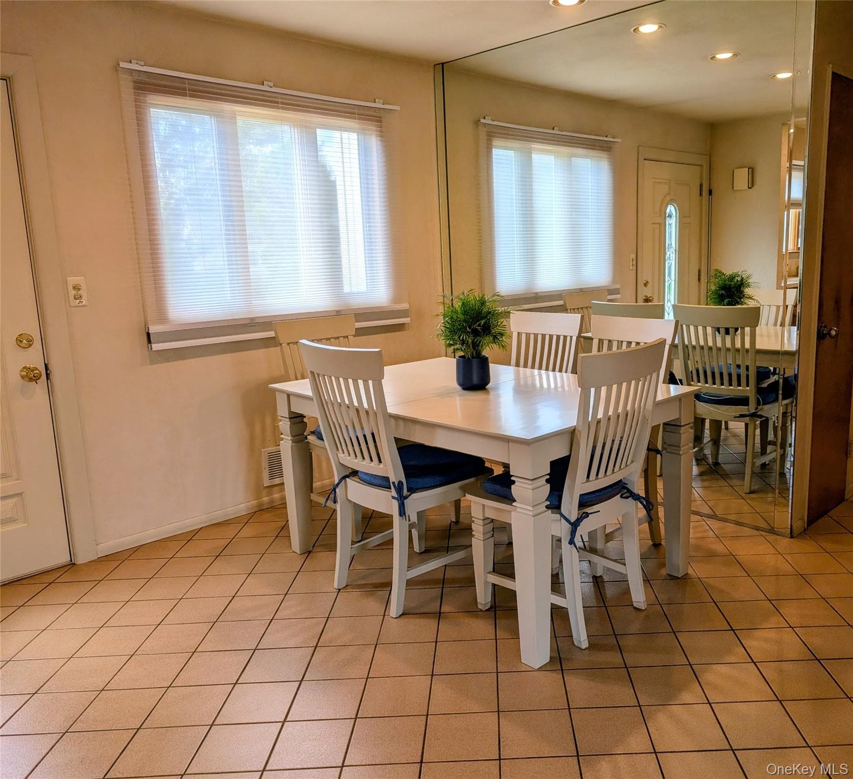 124 Morton Boulevard thumbnail 5