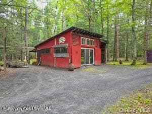 323 Beaverkill Road thumbnail 41