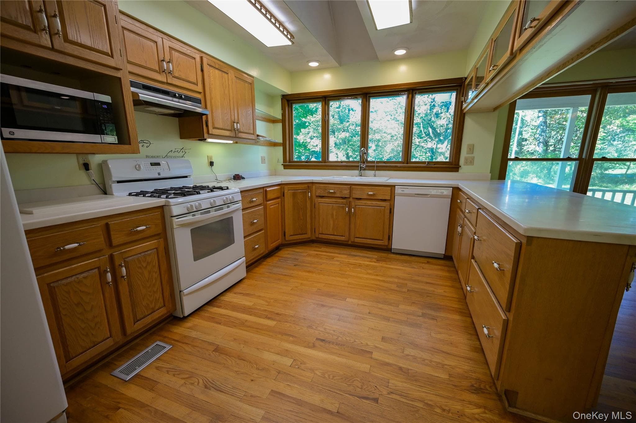 9138 Plank Road thumbnail 16