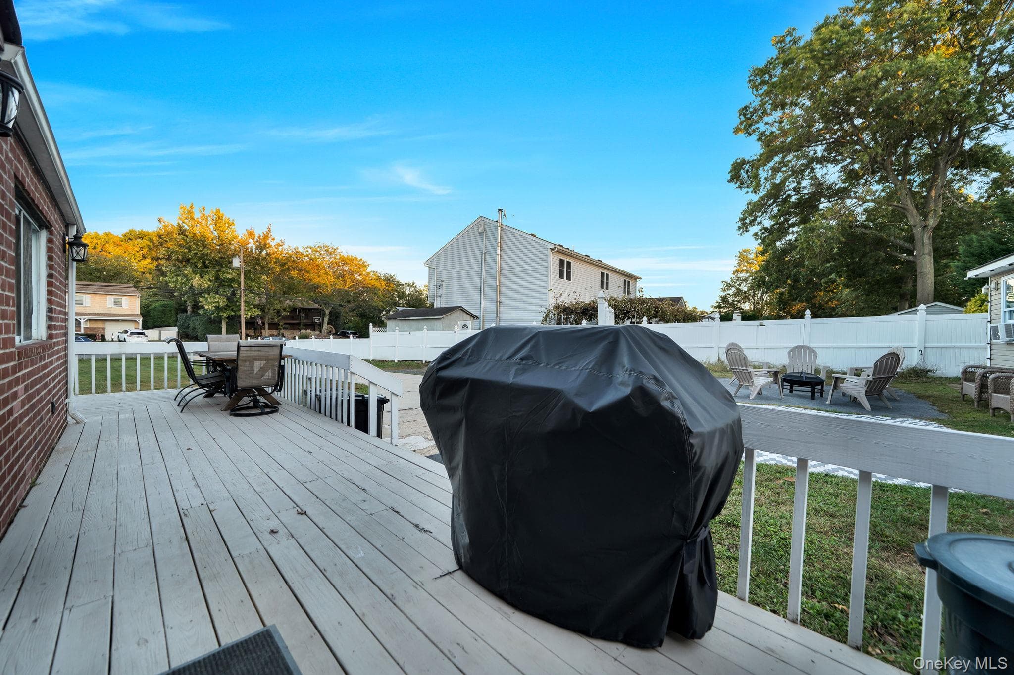 629 East Drive thumbnail 35
