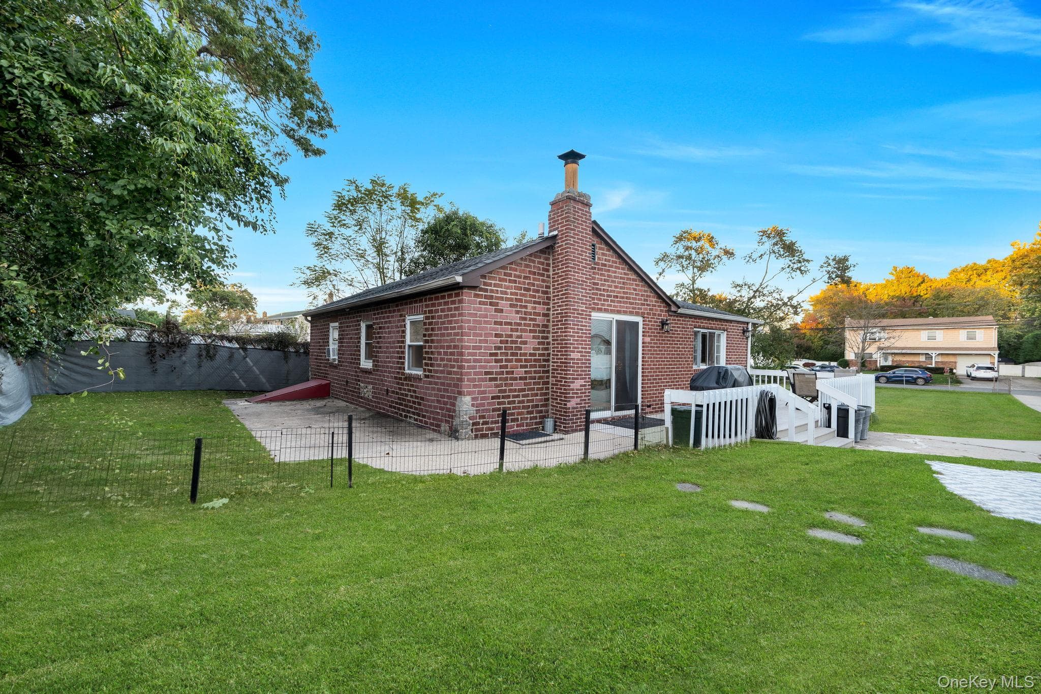 629 East Drive thumbnail 33