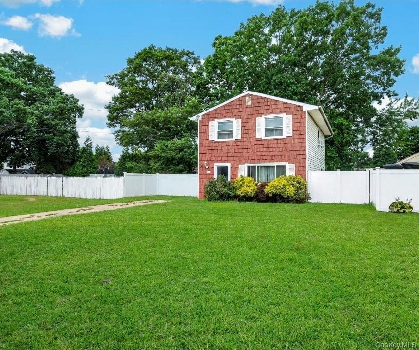 60 Lincoln Avenue thumbnail 2