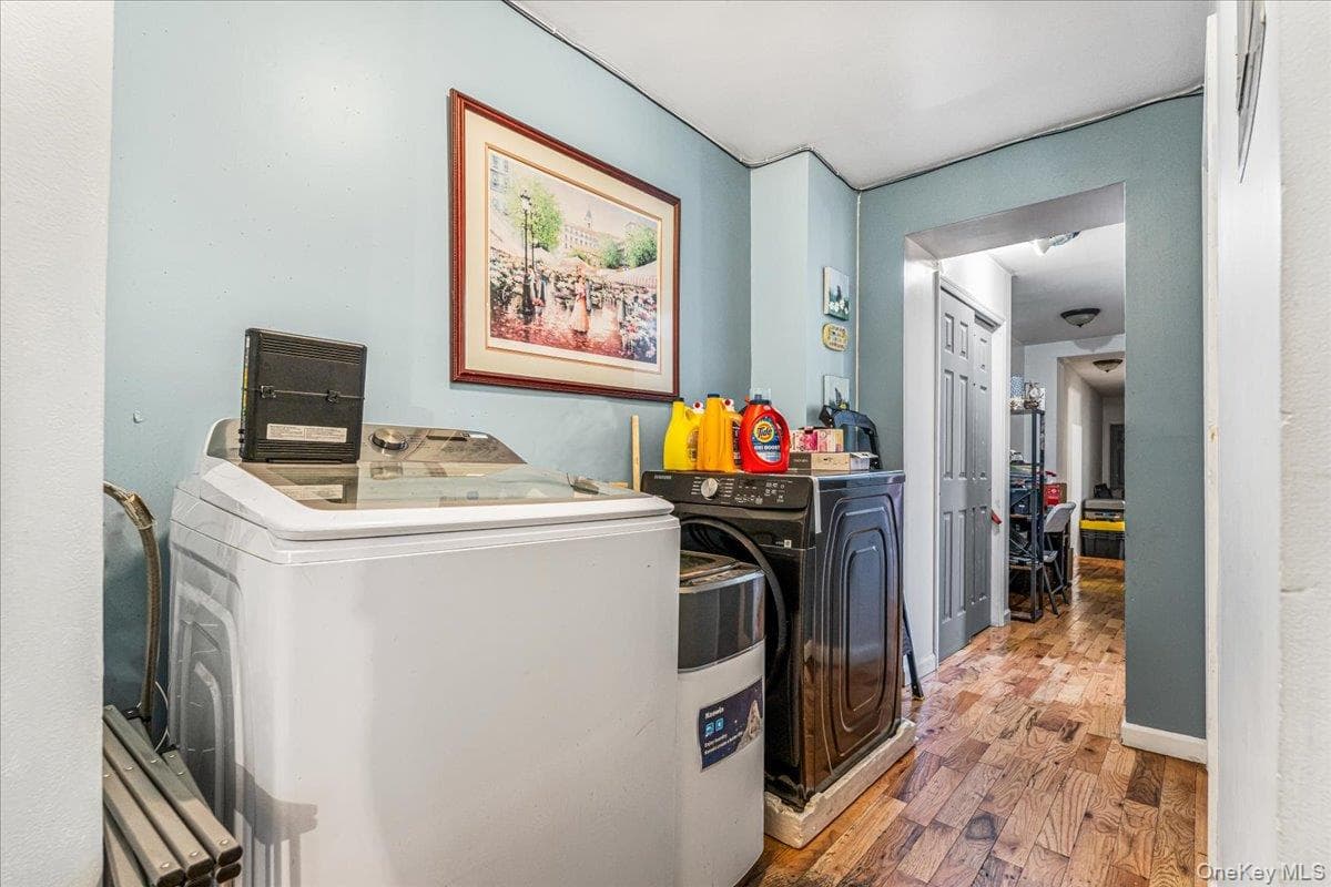 708 Snediker Avenue thumbnail 16