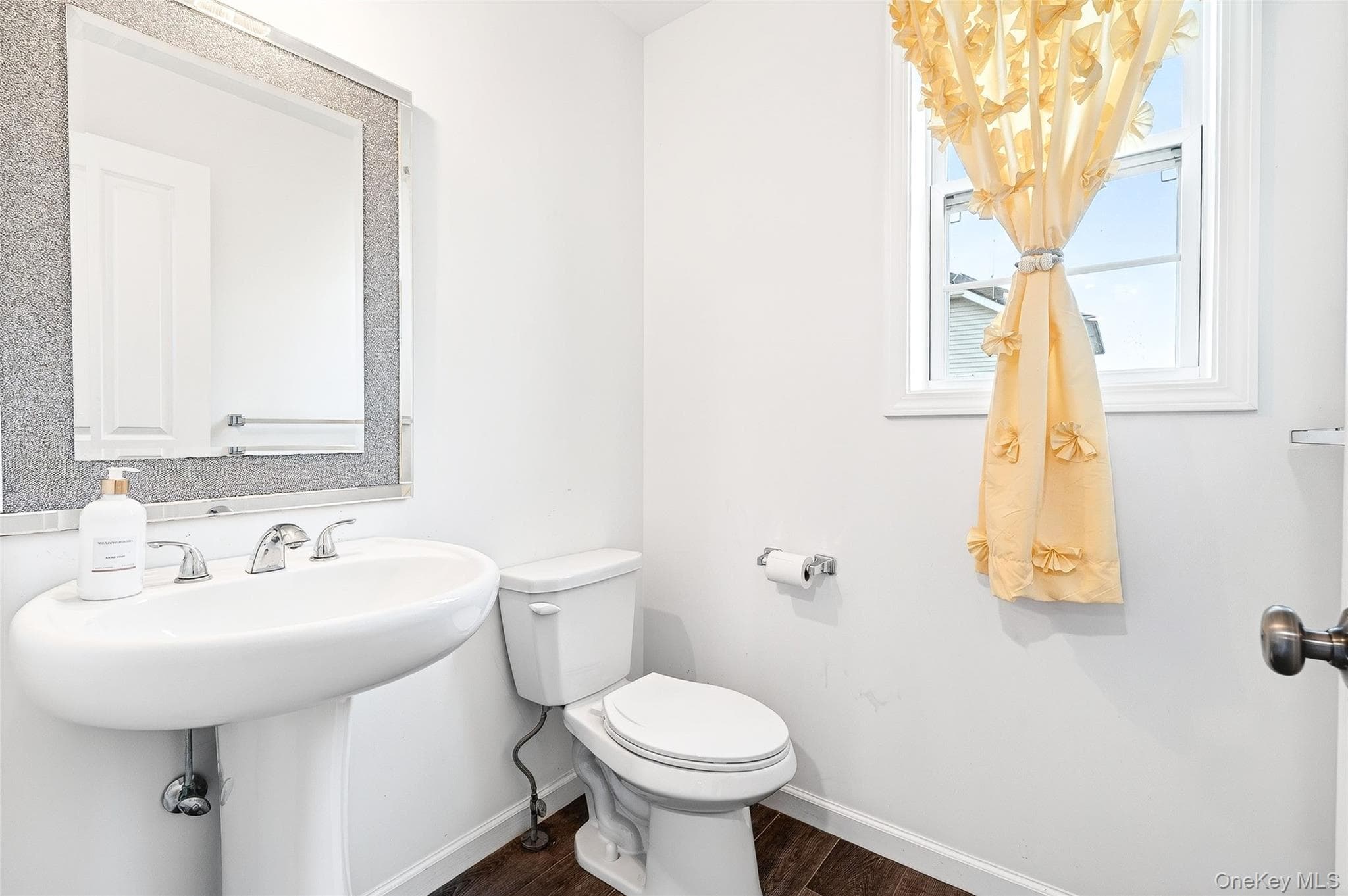 38 Highgrove Drive thumbnail 35