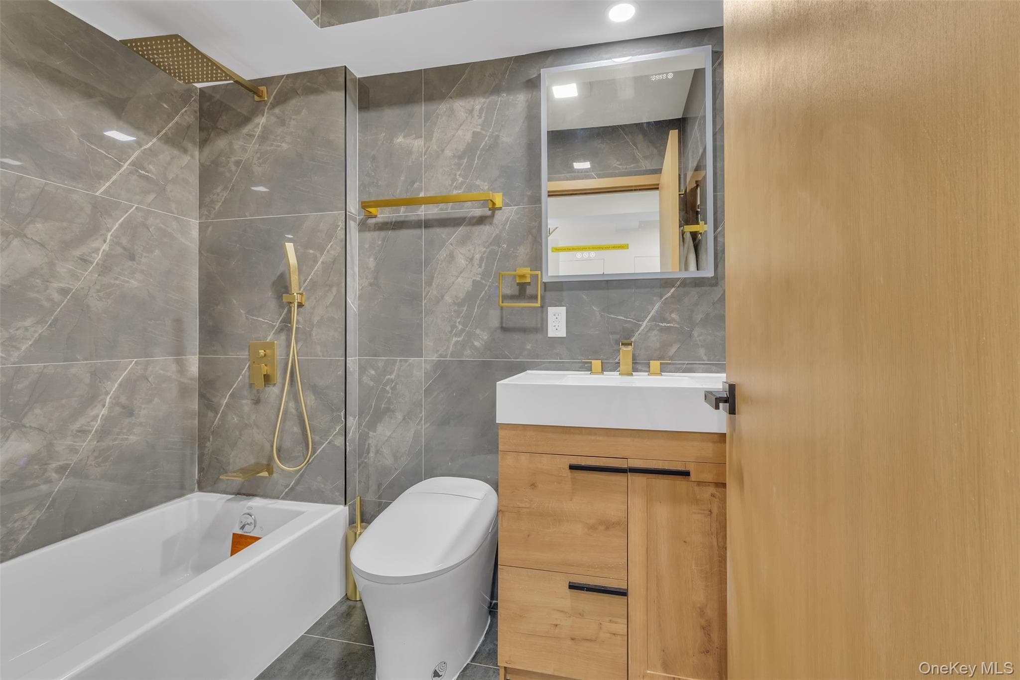 7119 162nd Street Unit: 4E thumbnail 18