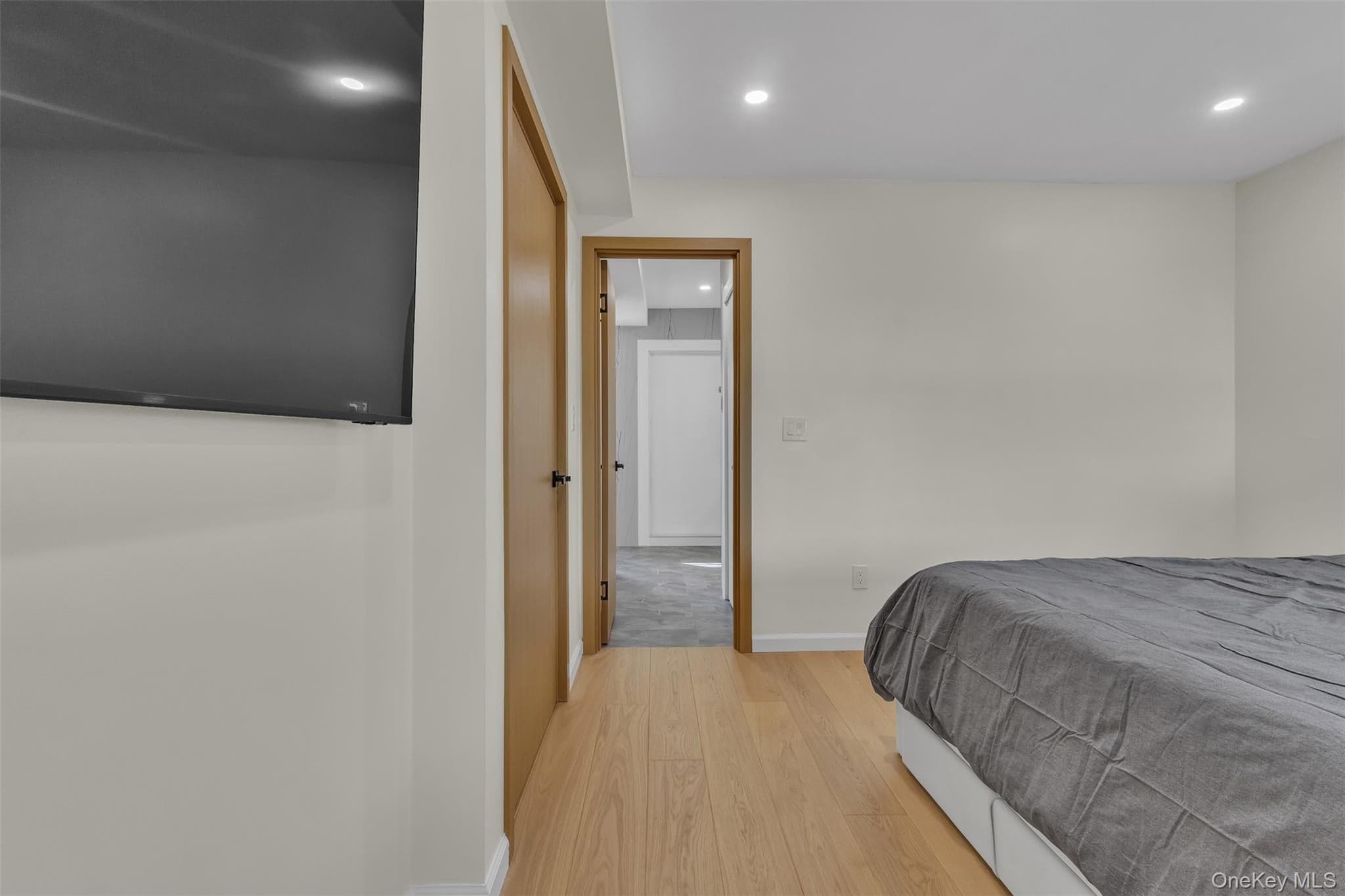 7119 162nd Street Unit: 4E thumbnail 28