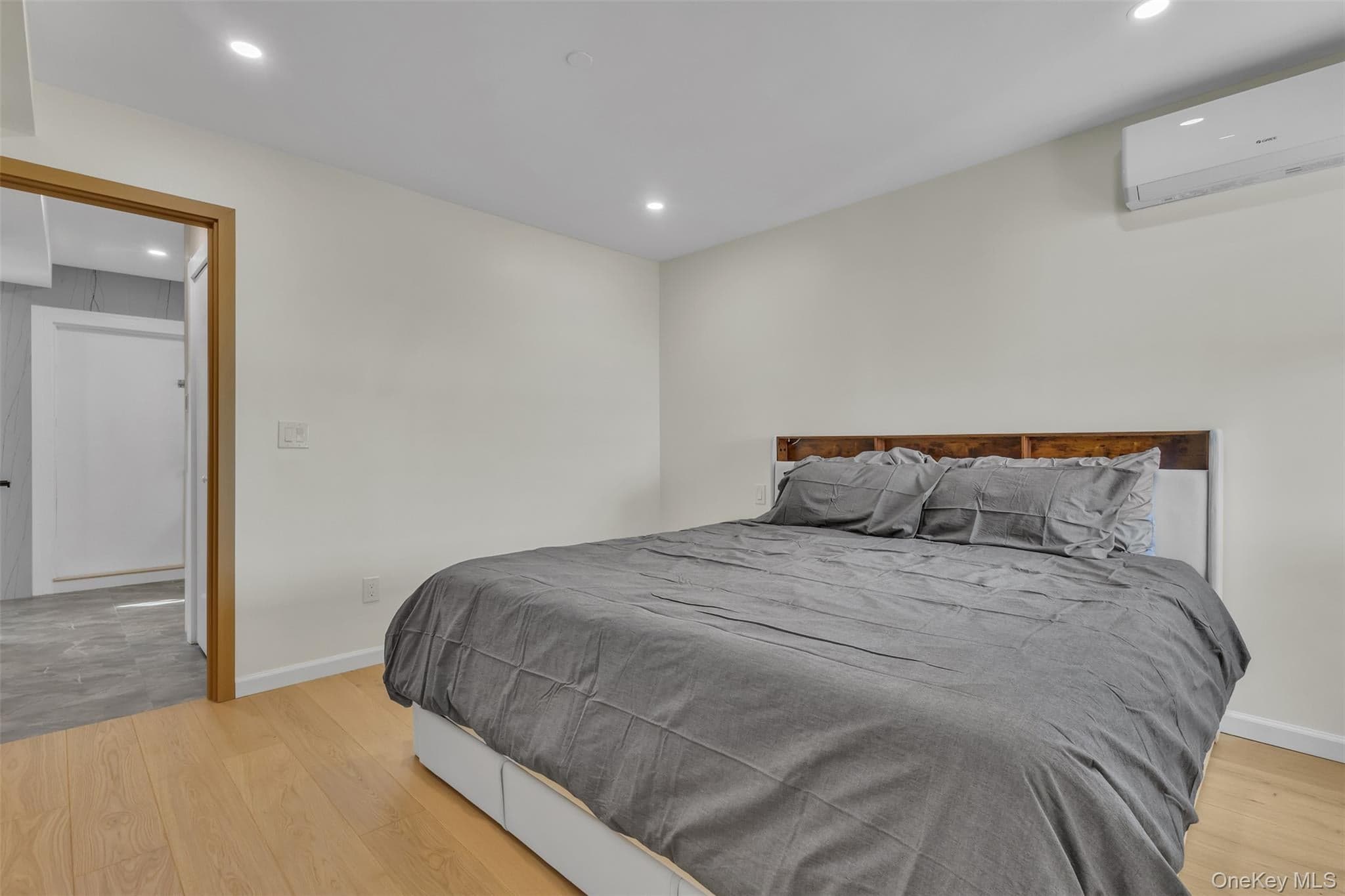 7119 162nd Street Unit: 4E thumbnail 27
