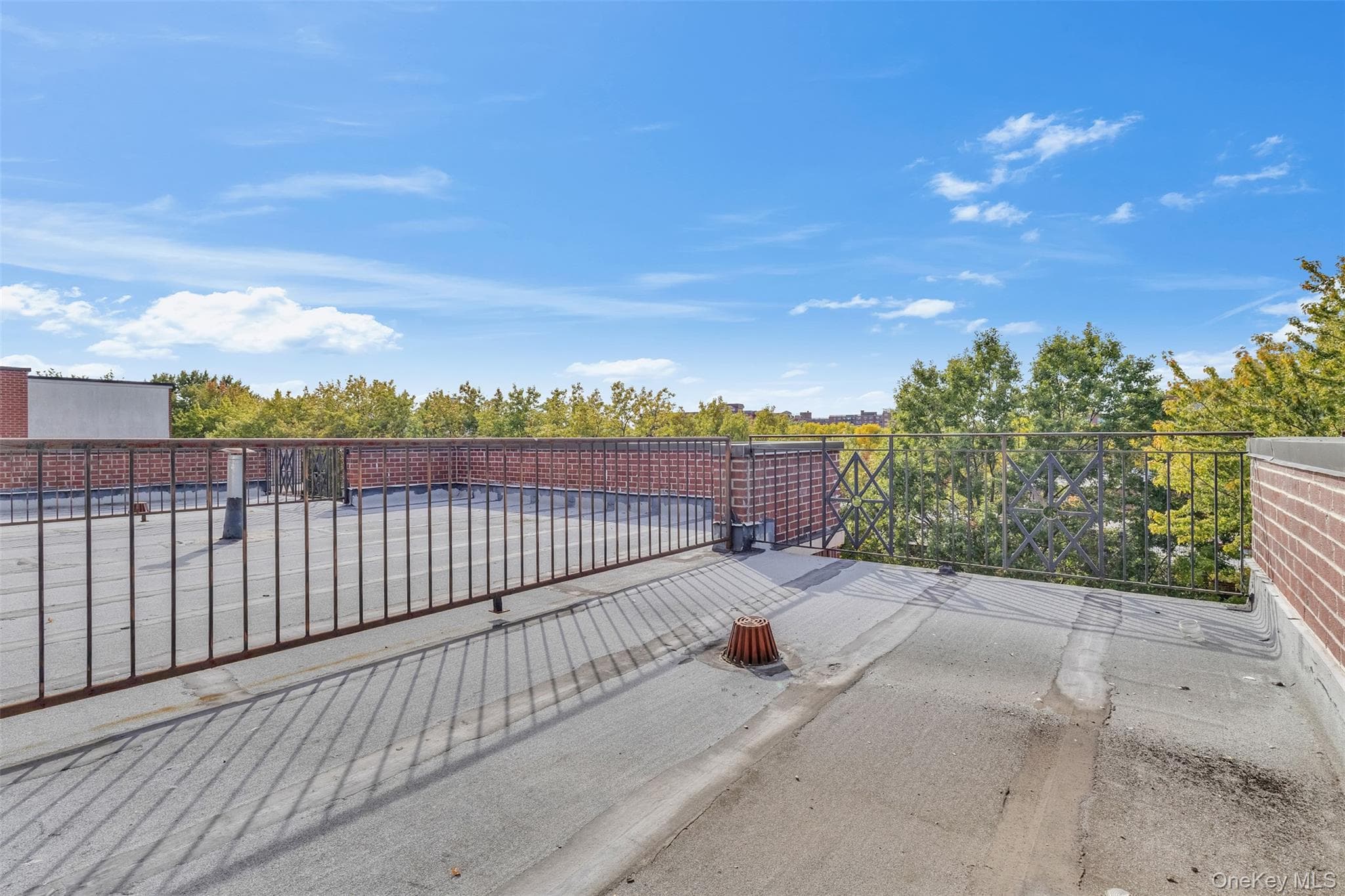 7119 162nd Street Unit: 4E thumbnail 35