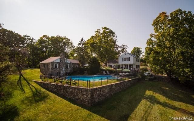 651 Lakes Road thumbnail 7