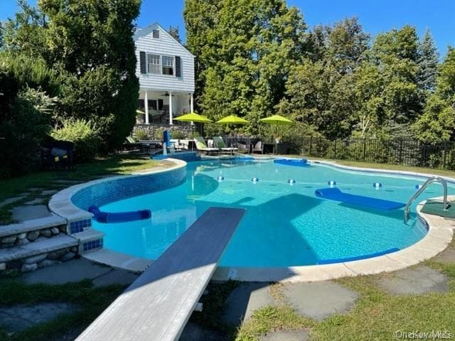 651 Lakes Road thumbnail 6