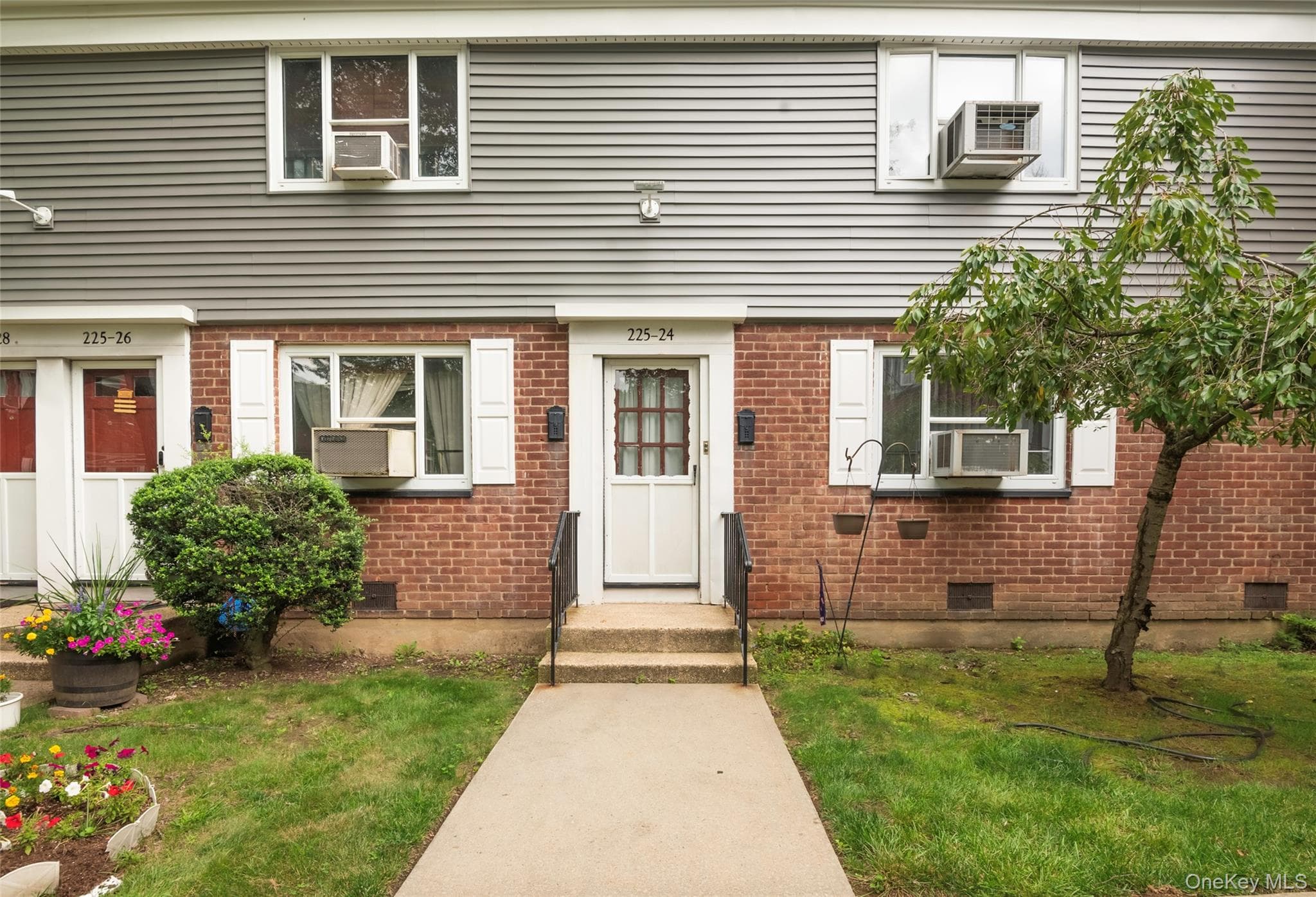 225-24 Manor Road Unit: 814, Queens Village