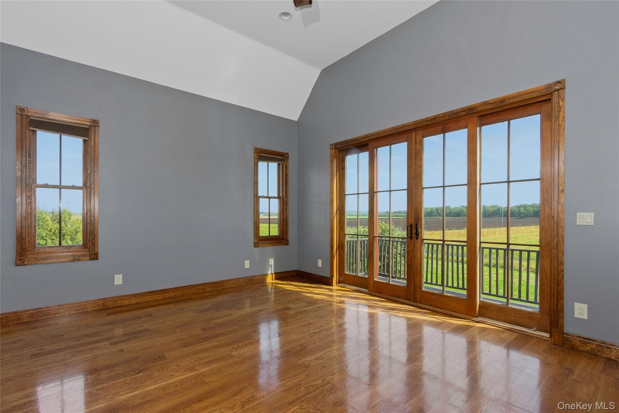 231 Celery Avenue thumbnail 14