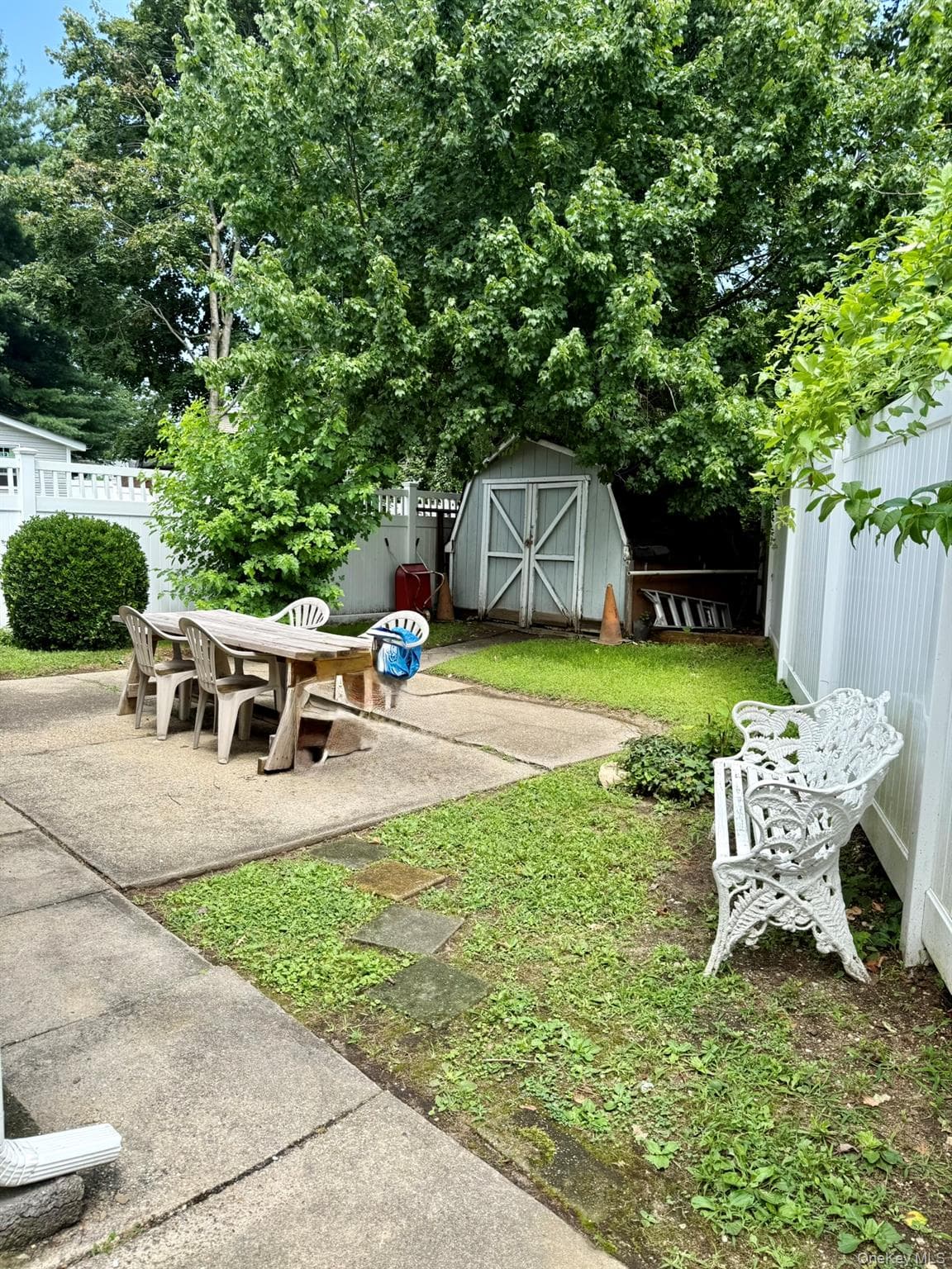 1207 Slabey Avenue thumbnail 24