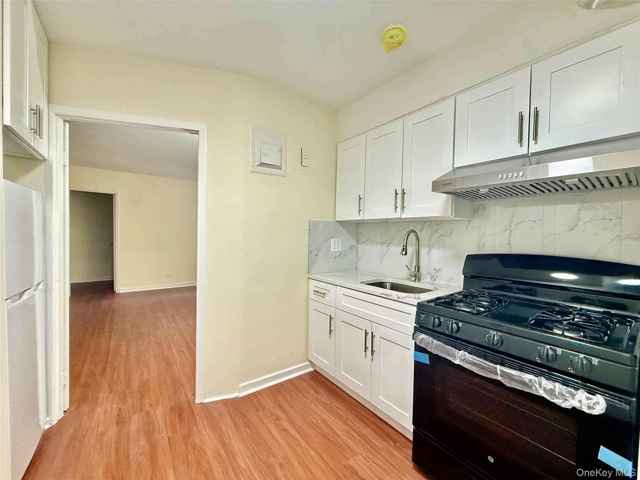 144-35 Sanford Avenue Unit: 3C thumbnail 6
