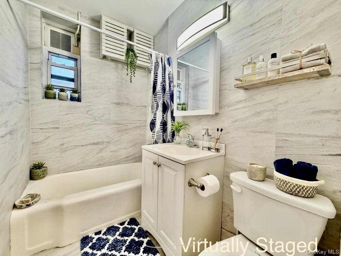 144-35 Sanford Avenue Unit: 3C thumbnail 2
