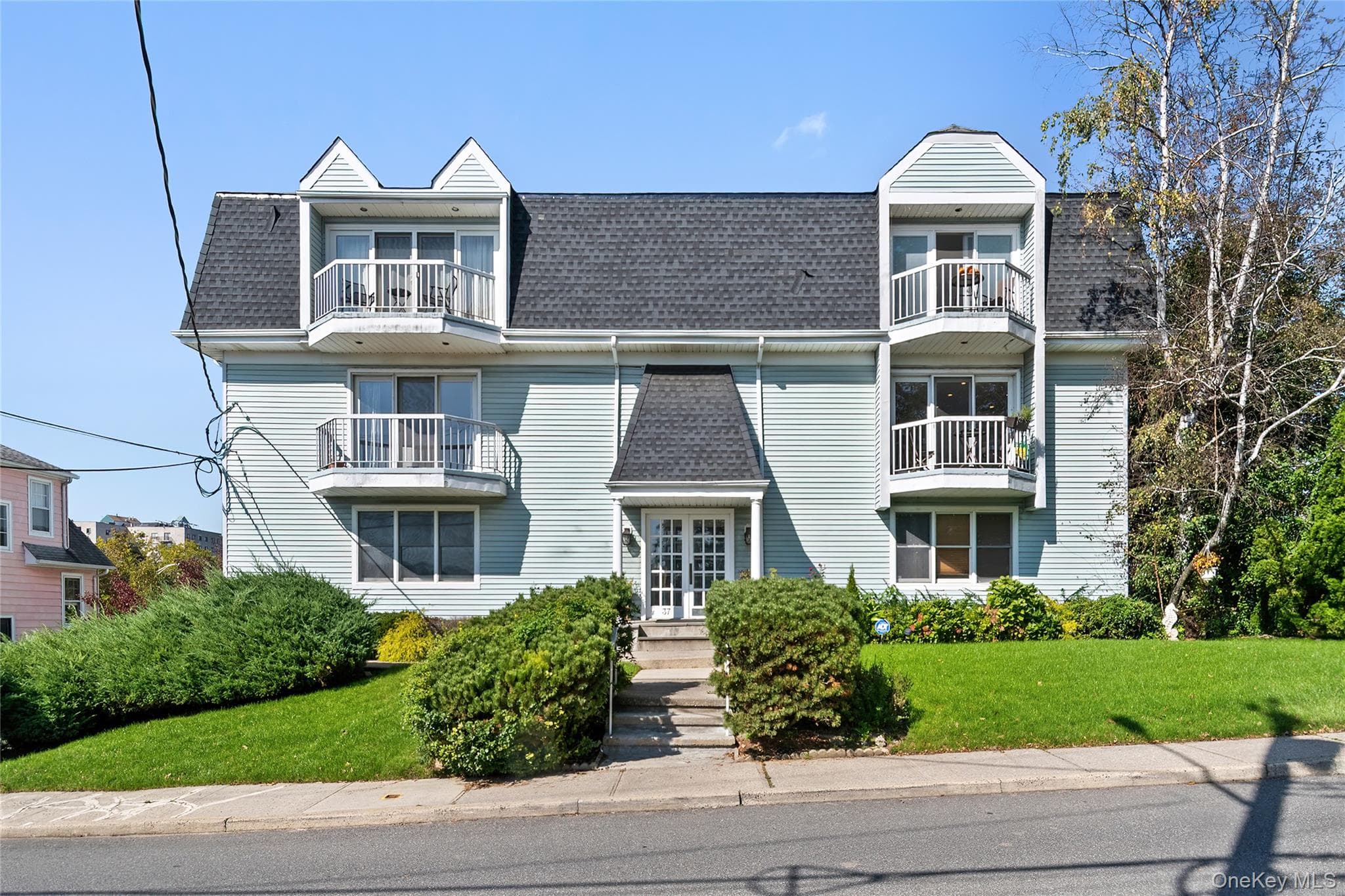 37 Harbor Lane Unit: 2A, New Rochelle