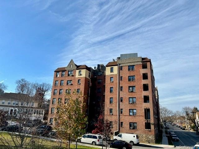 590 E Third Street Unit: 4O, Mount Vernon