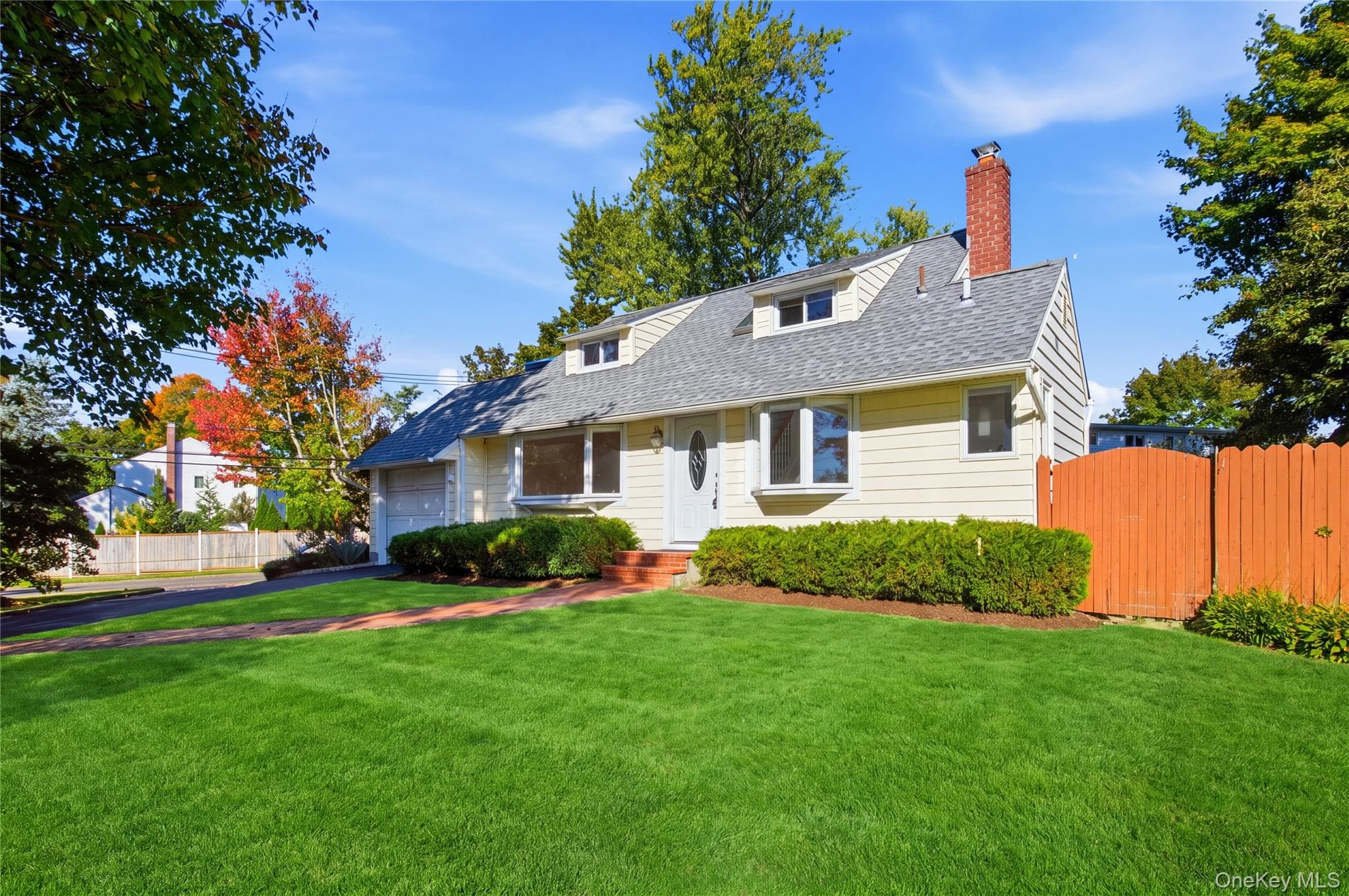 4 Elmont Lane thumbnail 5