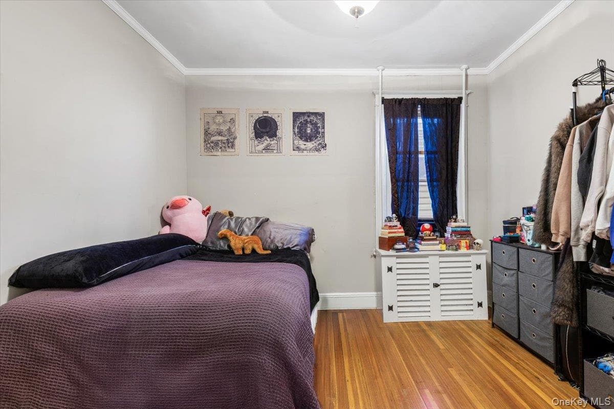 204 Voss Avenue thumbnail 19