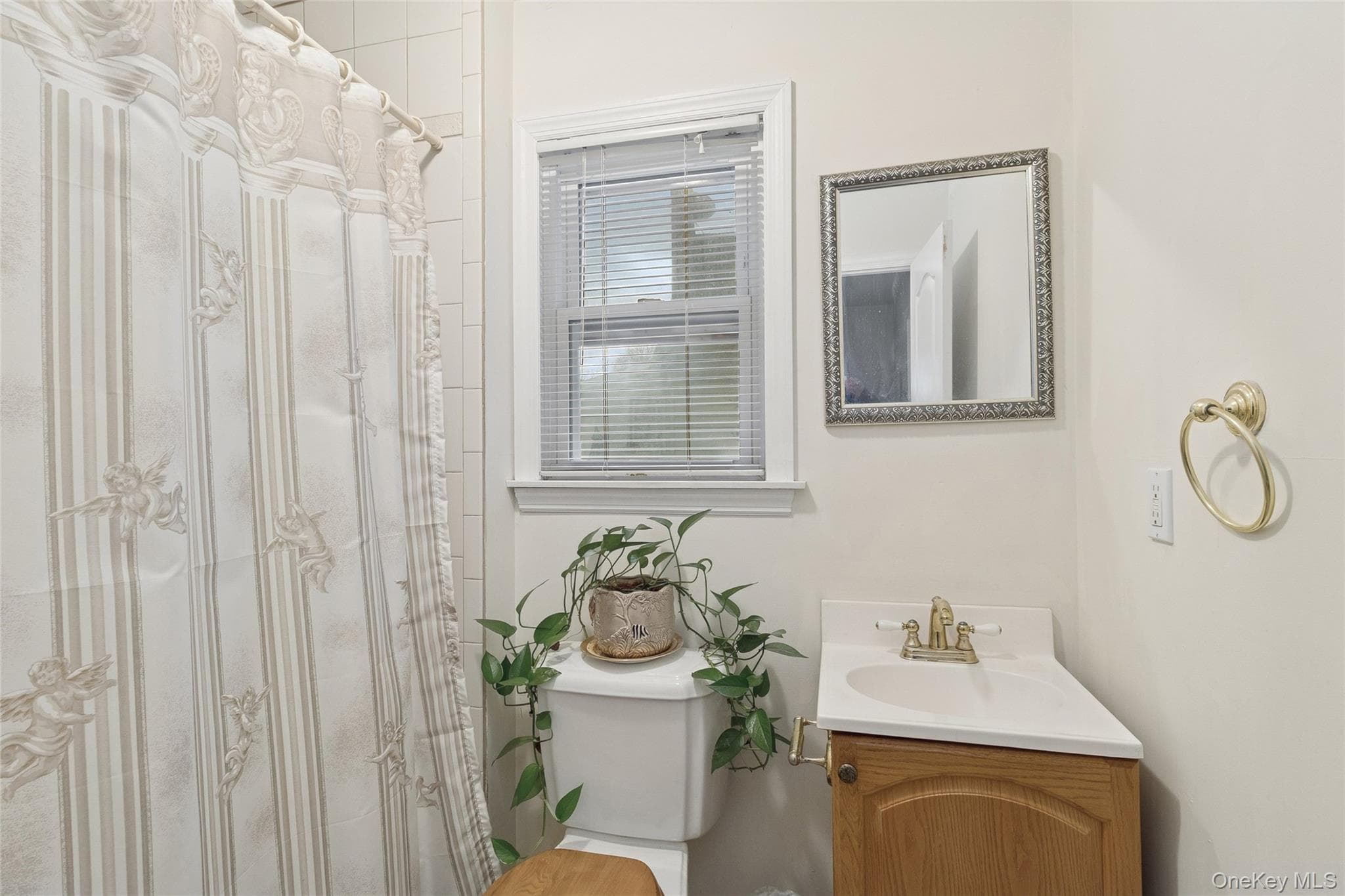 215 Hallock Landing Road thumbnail 11